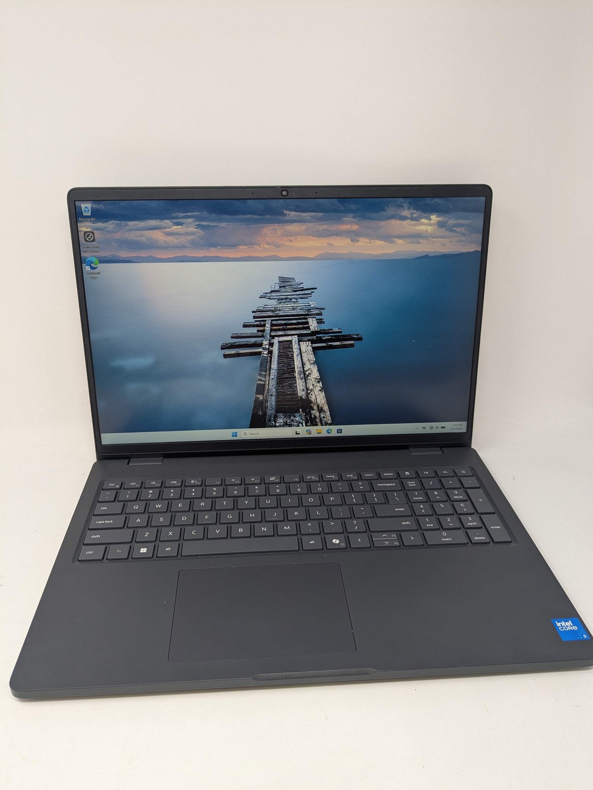 Dell Pro PC16250 16″ Core 3 100U 1.2GHz 8GB RAM 256GB SSD