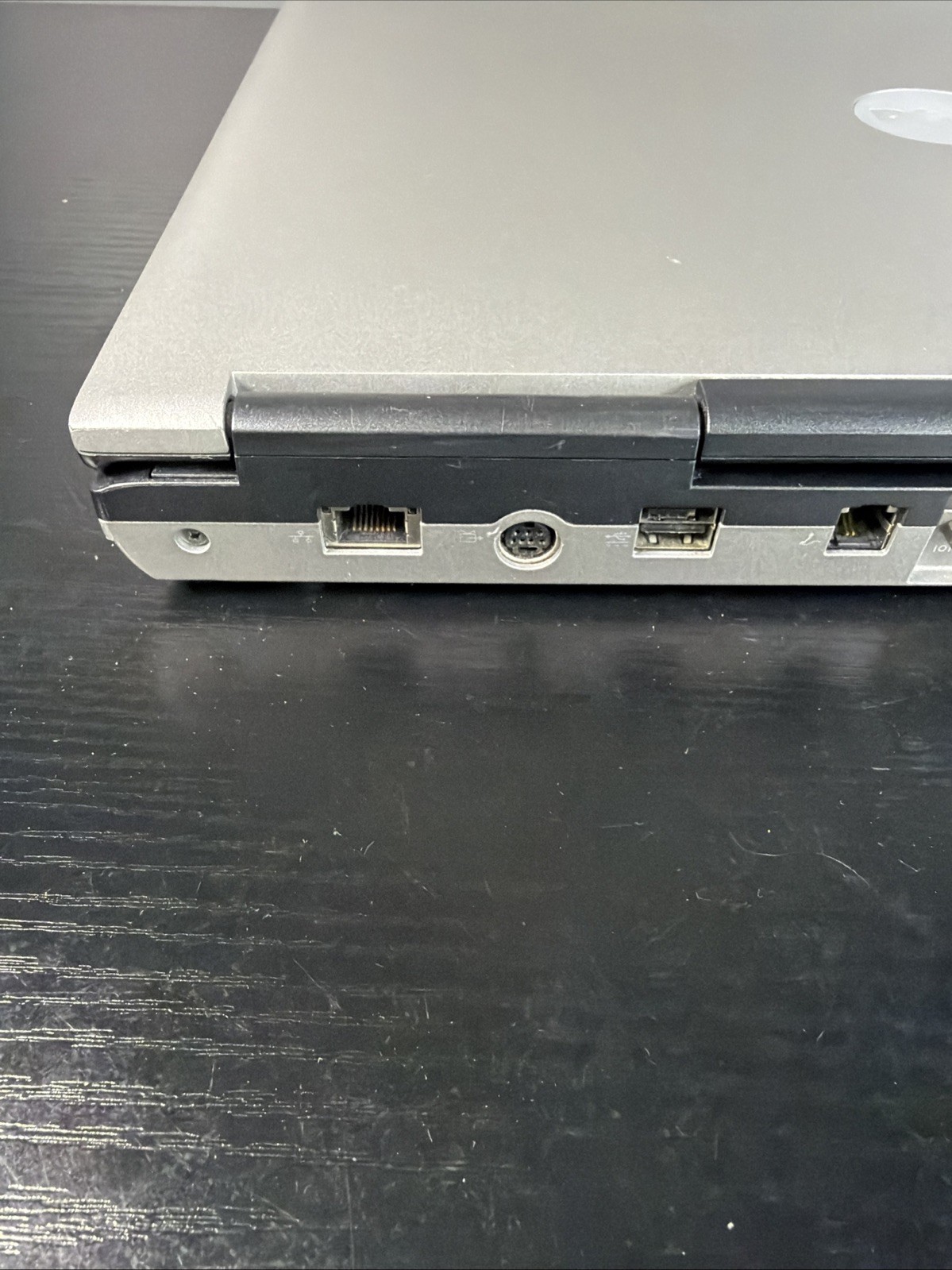 Dell Latitude D830 15.4″ Laptop Core 2 Duo 2.4GHz 305.5 HDD Linux Mint 17.7
