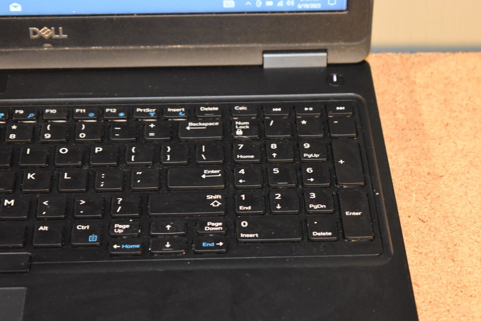 Dell Latitude 5590 Quad Core i5-8250U 1.6 GHz 8GB RAM 128GB SSD Windows 10 Pro