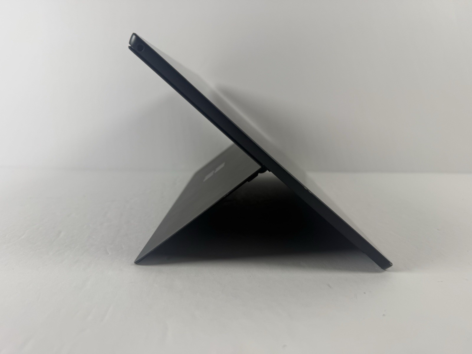 Microsoft Surface Pro 7 1866 8GB RAM, i5-1035G4, 1.10GHz, 256GB SSD Win11 Black