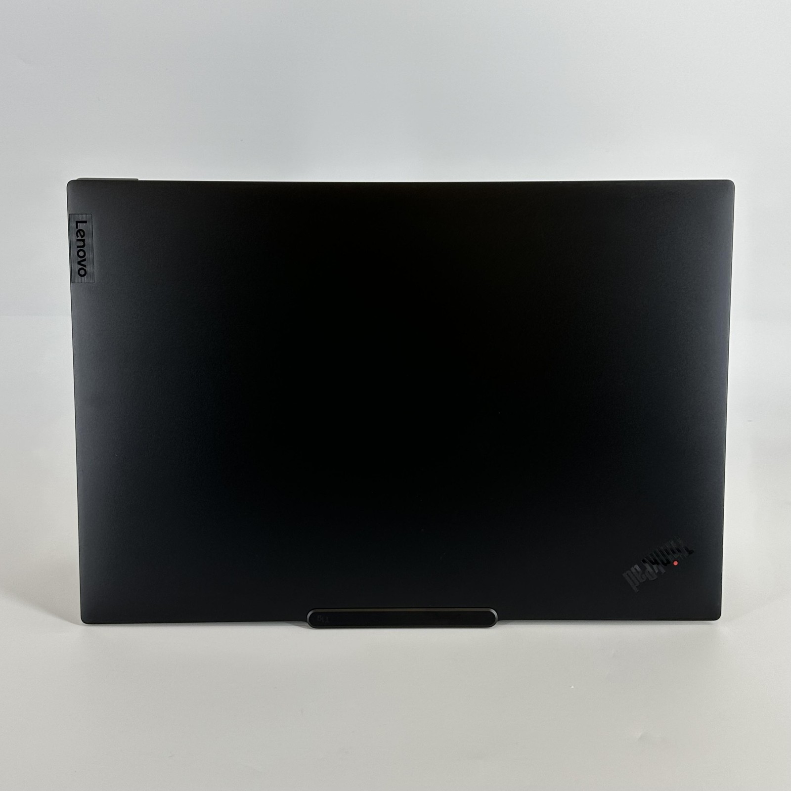 Lenovo Thinkpad T1g Gen 8 16″ UHD+ 2.9GHz Ultra 9 285H 32GB 1TB SSD RTX 5070