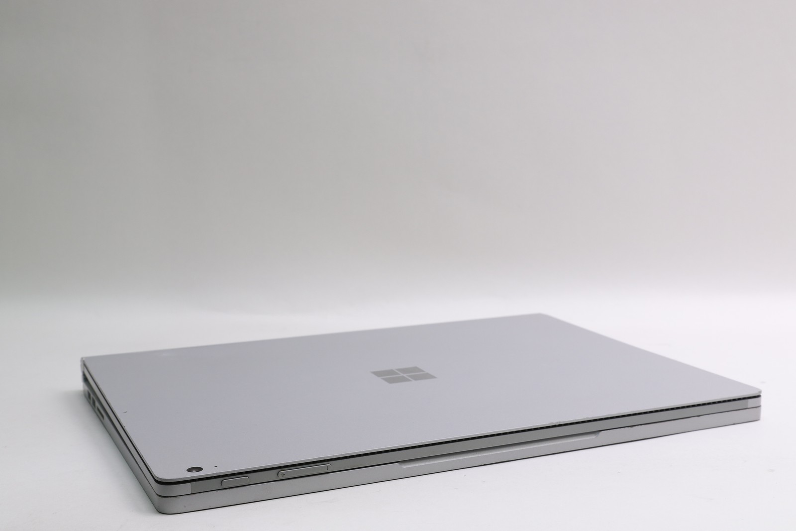 14″ Microsoft Surface Book 3, i7-1065G7, 32GB, 1TB SSD, Touchscreen