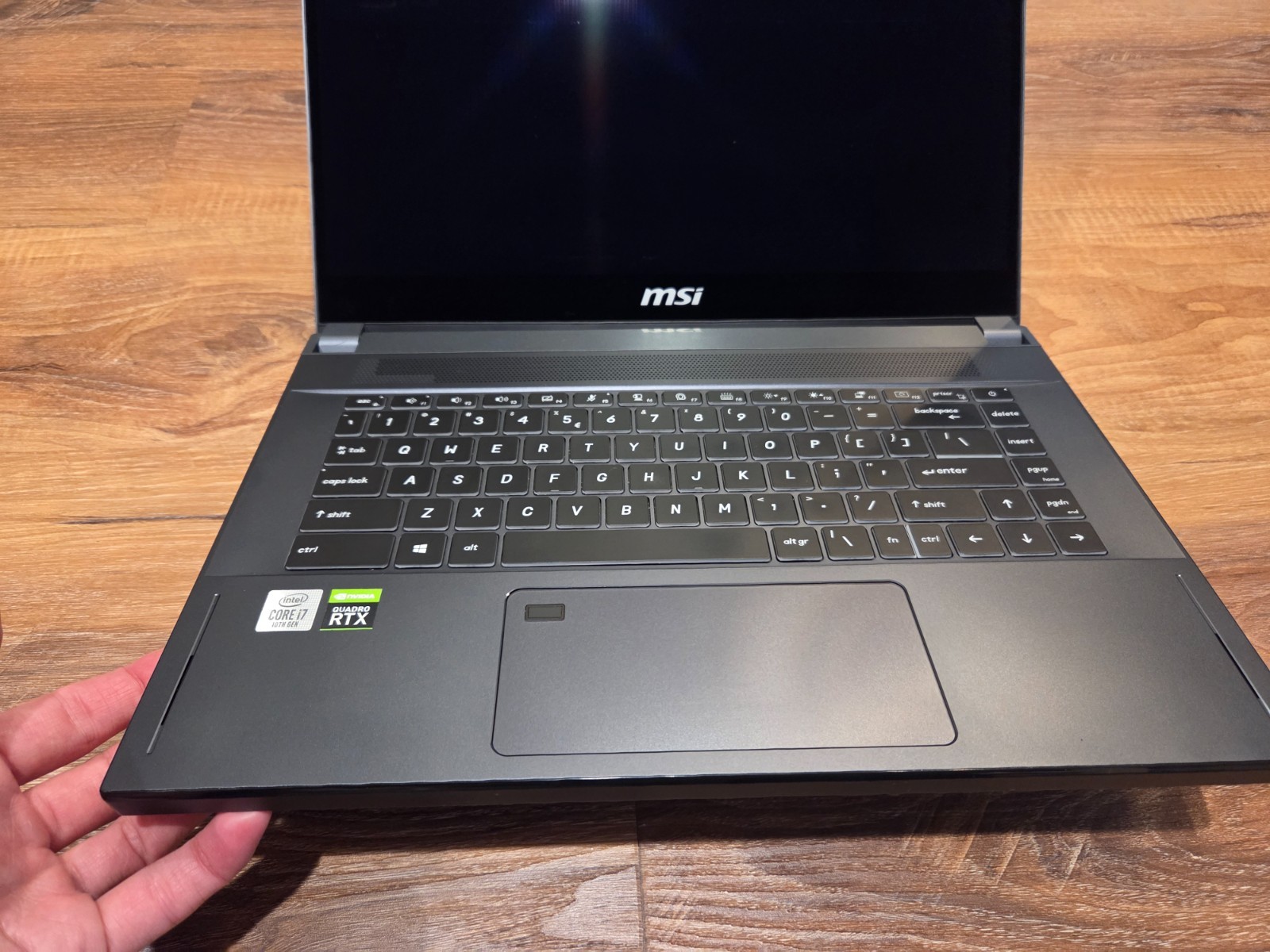 MSI WS66 10TKT / i7-10875H / 32GB / 1TB SSD / Windows 11 Pro / TOUCH