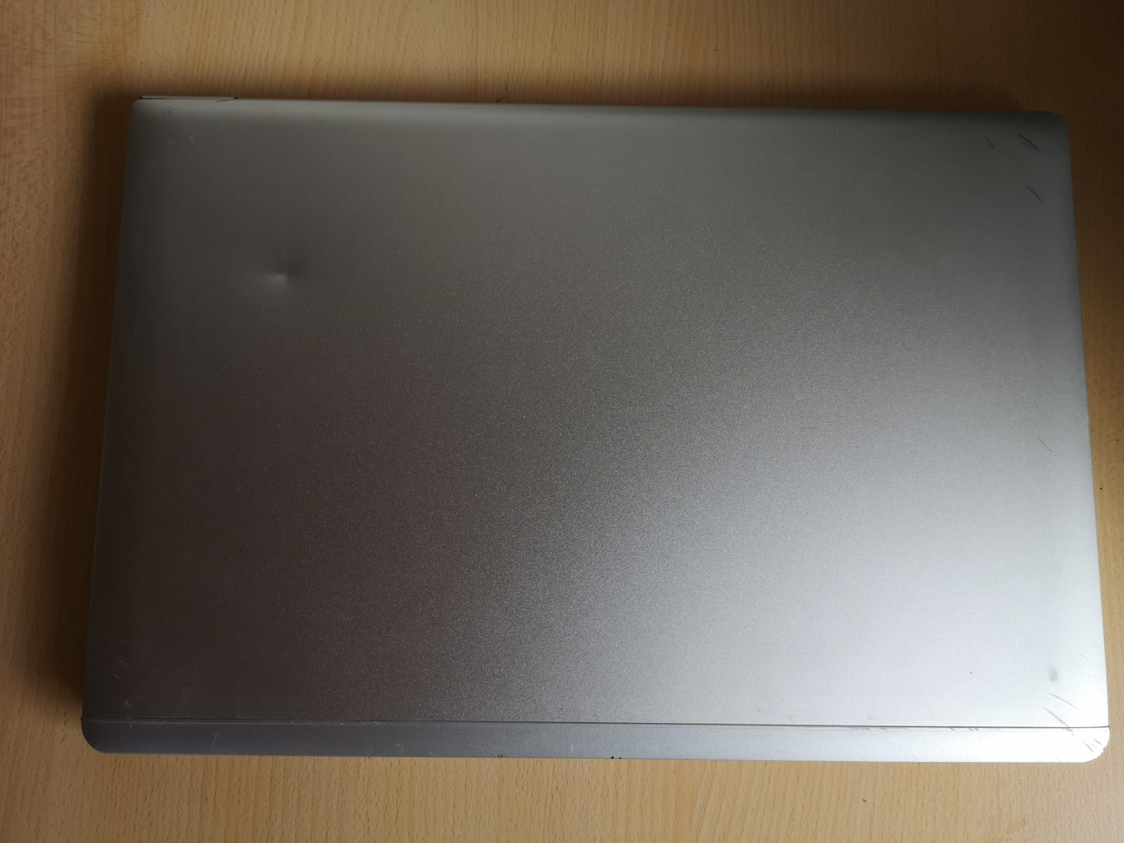 CLEVO N13 N140ZU | i5-8265U | 16GB | 500GB SSD | 2TB HDD | UHD GRAPHICS | WIN11