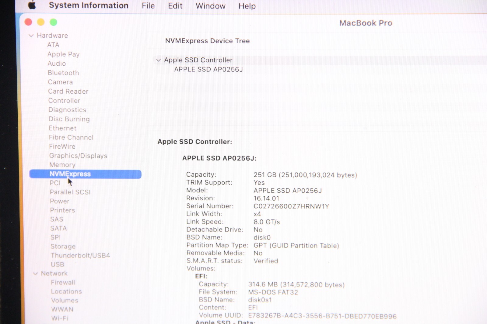 Apple 2017 MacBookPro 14,2 | i5@3.1GHz(7267U), 8GBRam, 256 SSD, Ventura, Wear!