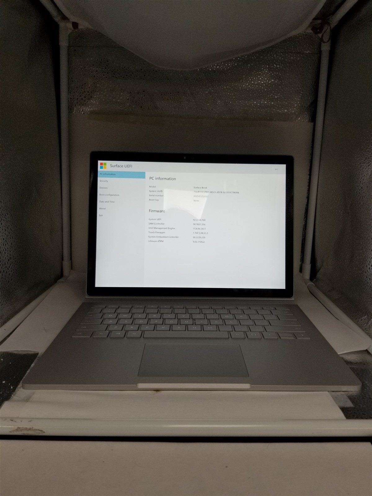 Microsoft Surface Book Core i5 13.5″ 8GB/256GB Silver Damaged See Details VD6194