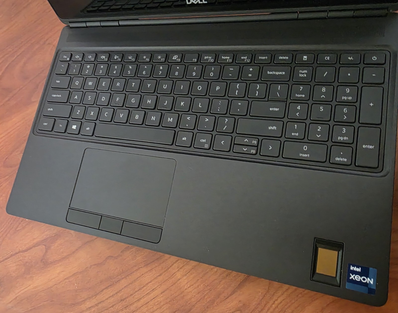 Dell Precision 7560 Mobile Workstation – Xeon / 128GB RAM / 6TB NVMe / RTX A2000