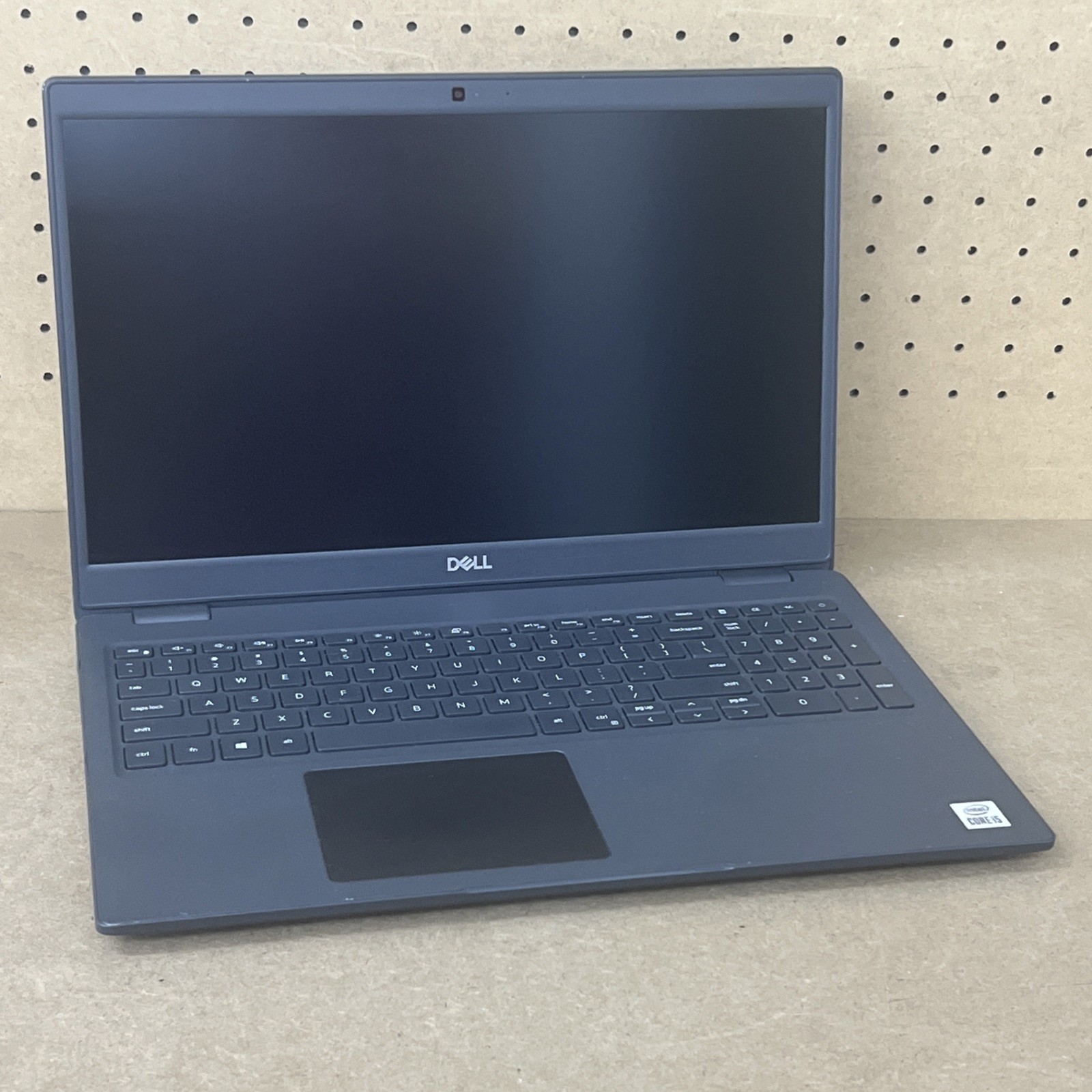 Dell Latitude 3510 i5-10210U 1.6GHz 8GB Ram 256GB SSD – Fair *Low Battery*