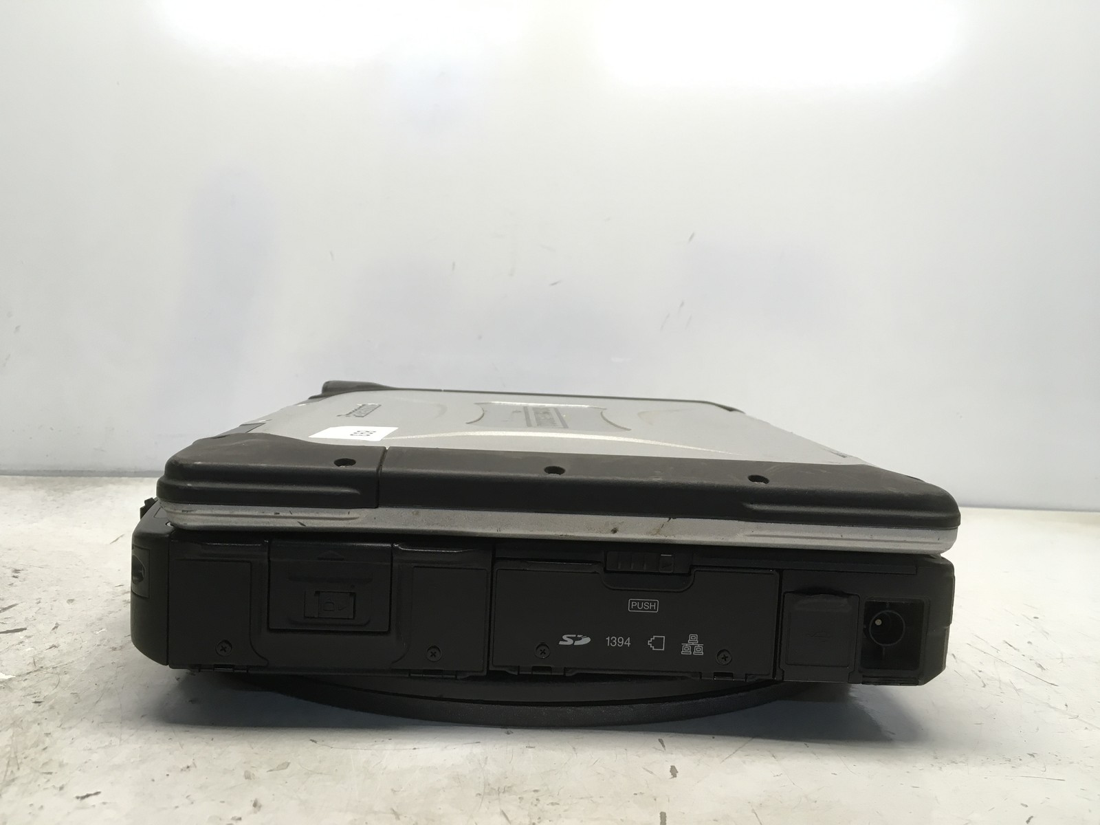 Panasonic CF-30 Intel Core 2 Duo L7500 1.6GHz 2 GB NO HDD No Batt