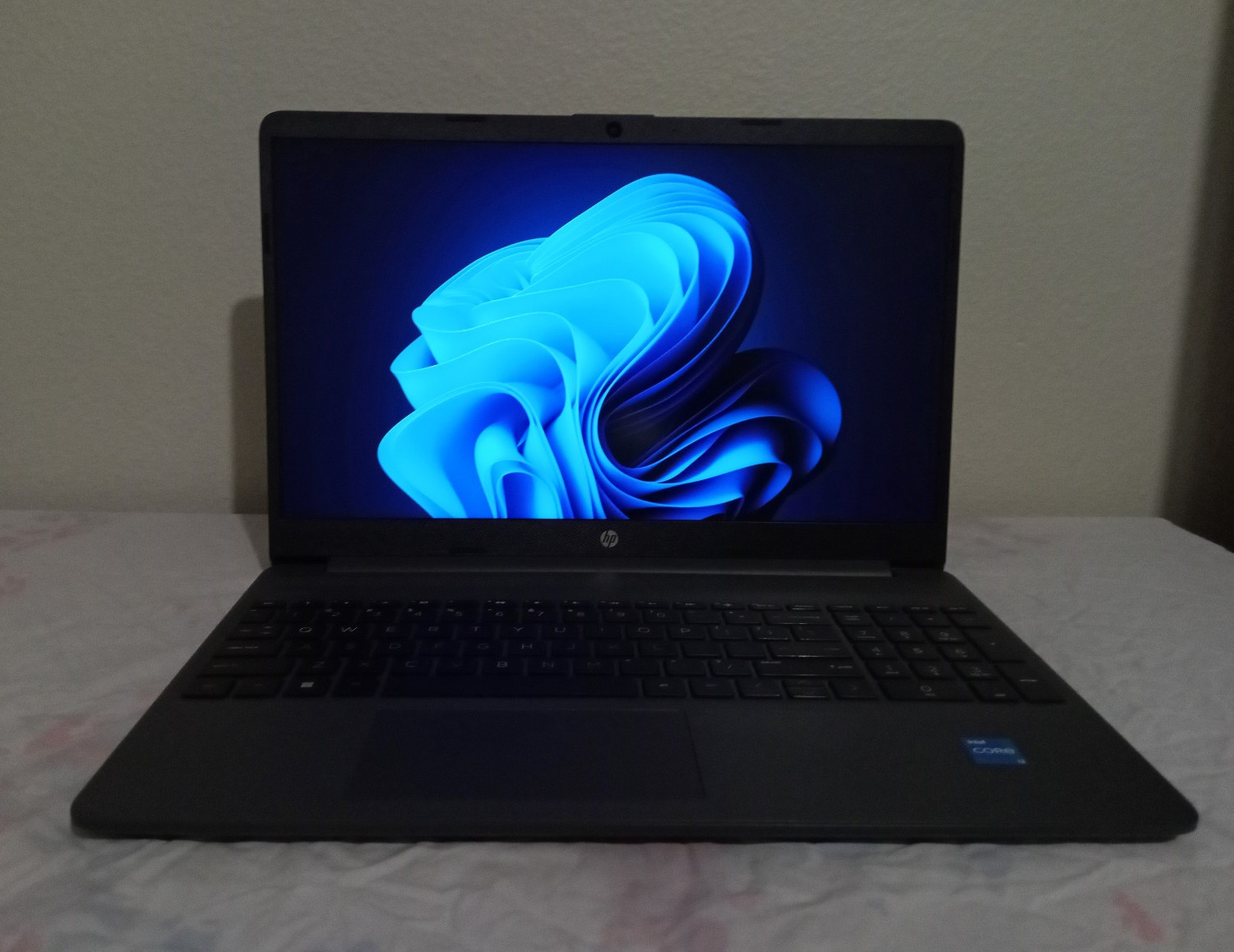 HP 15.6″ AI Laptop 16GB RAM 1TB SSD NVMe 12th Gen Intel PC Windows 11