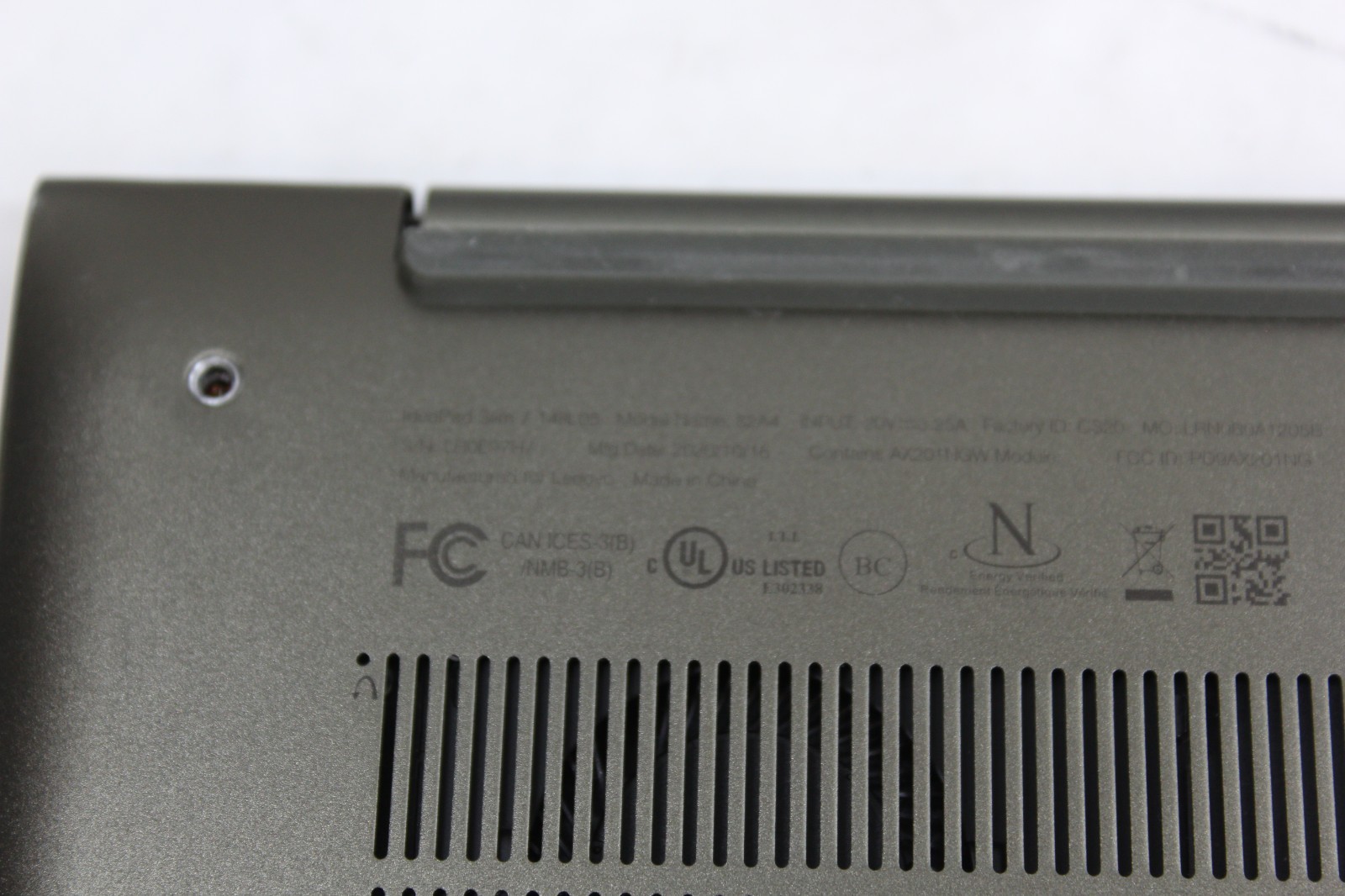 Lenovo IdeaPad Slim 7 14IIL05 | No POST, Bad Bat, No SSD | i7 10th Gen AS-IS