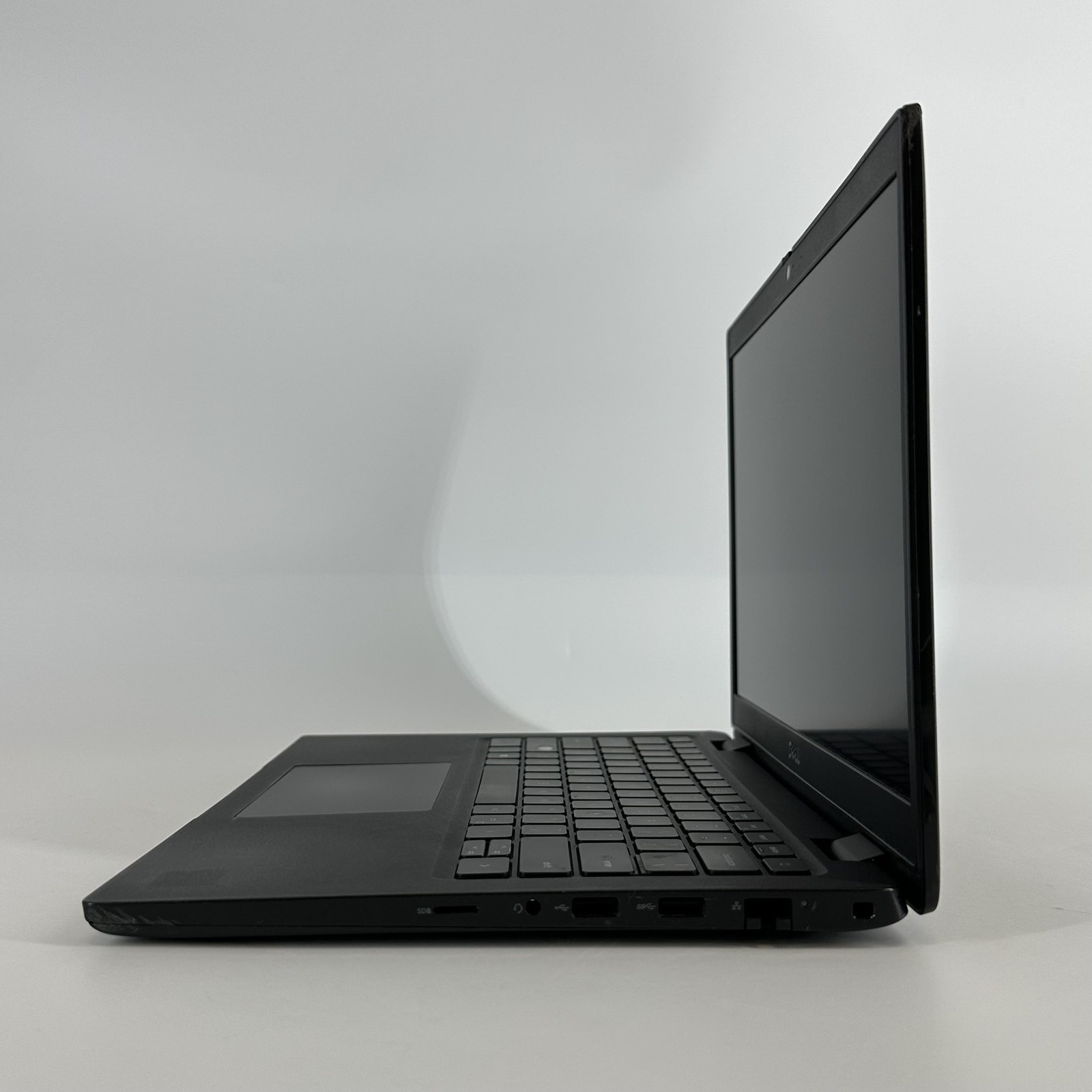 Dell Latitude 3420 14 Gray FHD i7-1165G7 2.80GHz 16GB 512GB SSD Fair