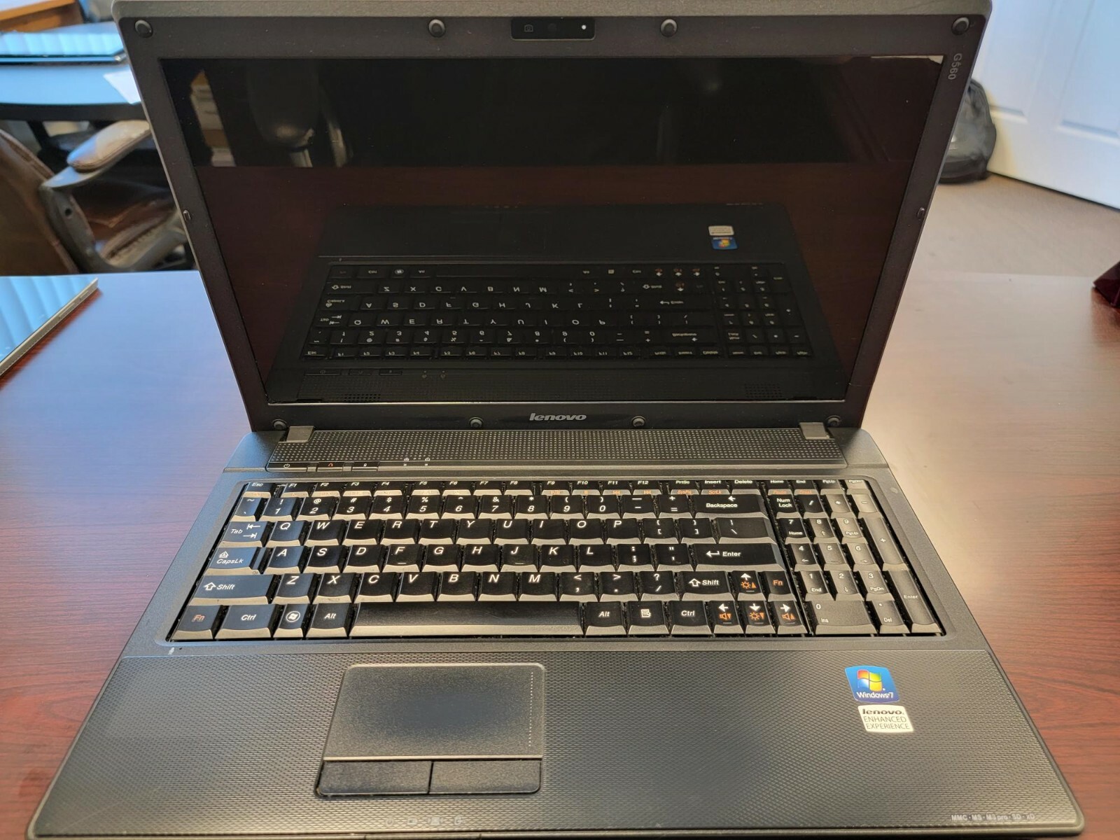 LENOVO G560 15.6″ INTEL PENTIUM P6100 2.0GHz 4GB RAM