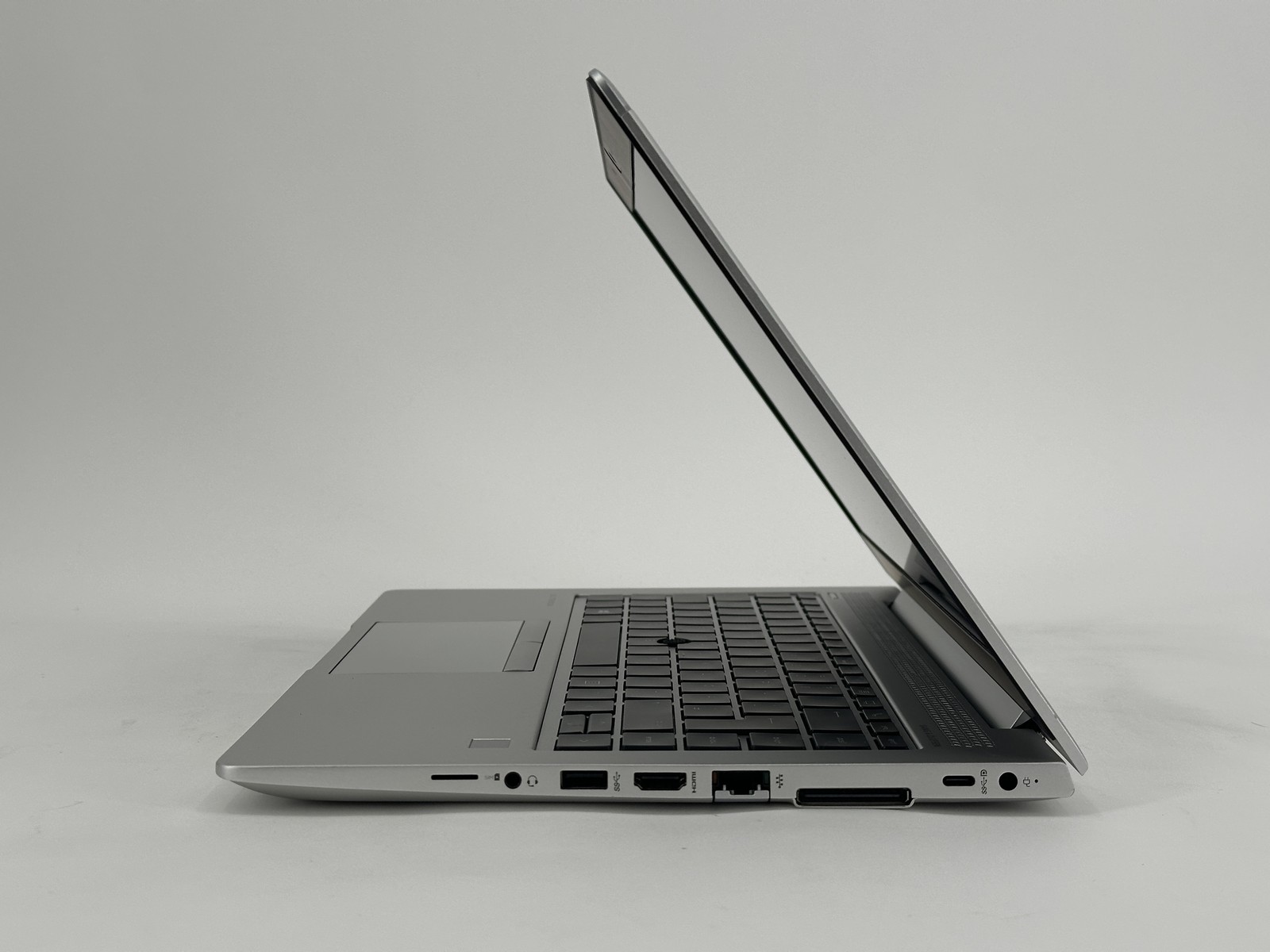 HP EliteBook mt45 14″ FHD Ryzen 3 PRO 3300U 8GB DDR4 128GB SSD Win11 P Very Good