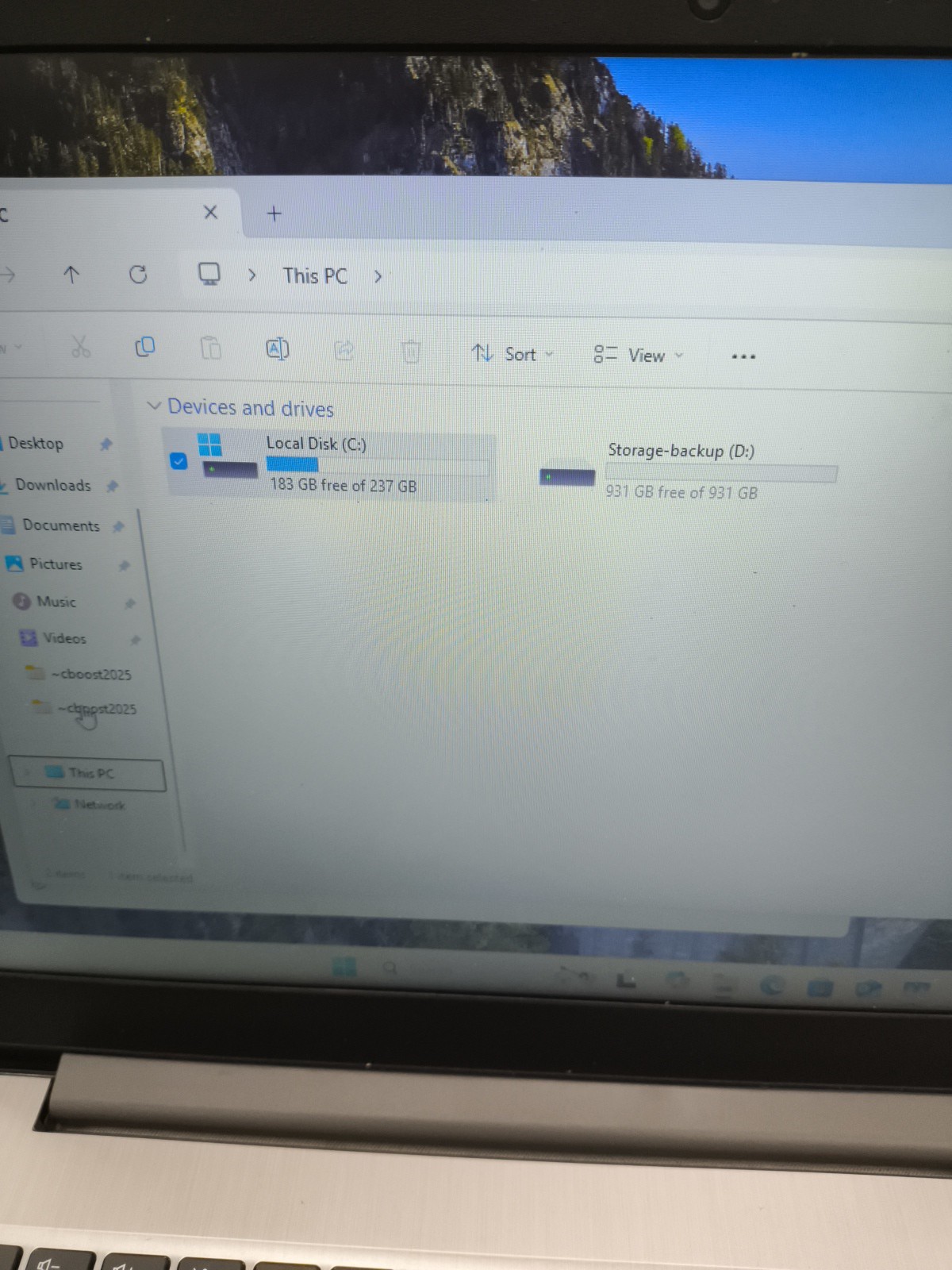 Lenovo IdeaPad 3 Intel i3 11th Gen 15.6″ Touchscreen 20gb 1.25tb SSD Combo Win11