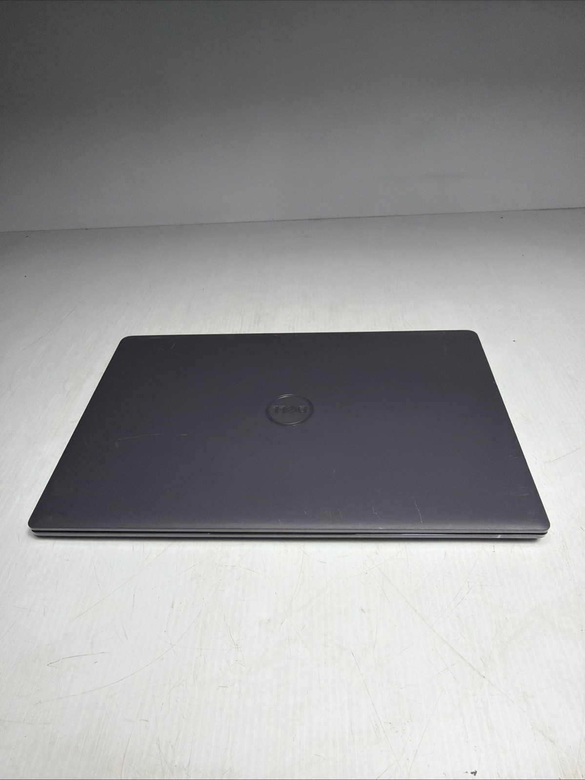 Dell Latitude 3510 15″ Laptop i5-10210U 8gb Ram No Drives Boots Bios No P/S