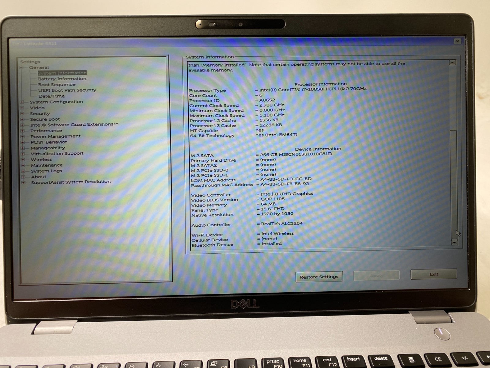 Dell Latitude 5511 15.6″ i7 16GB DDR4 256GB SSD MX250 Win11H- Chipped Bottom
