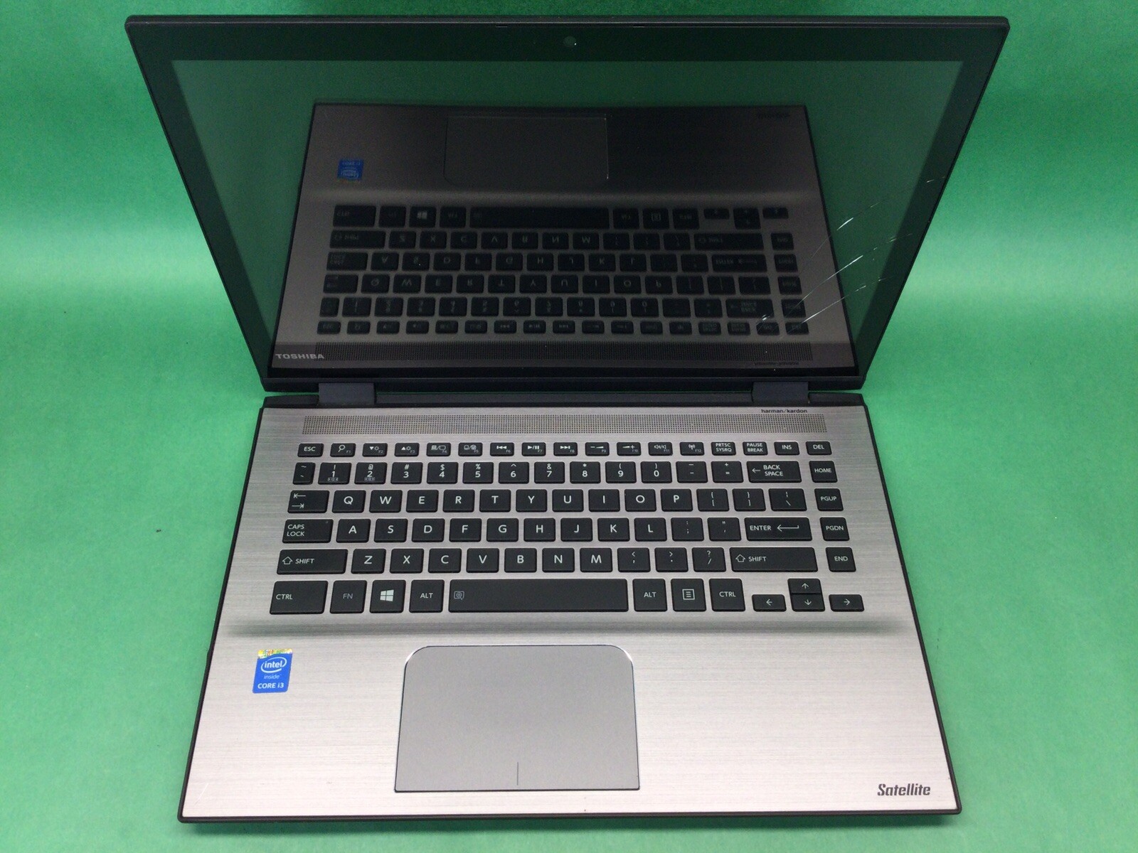 Toshiba Satellite E45W – C4200 14” Laptop – BROKEN SCREEN – UNTESTED