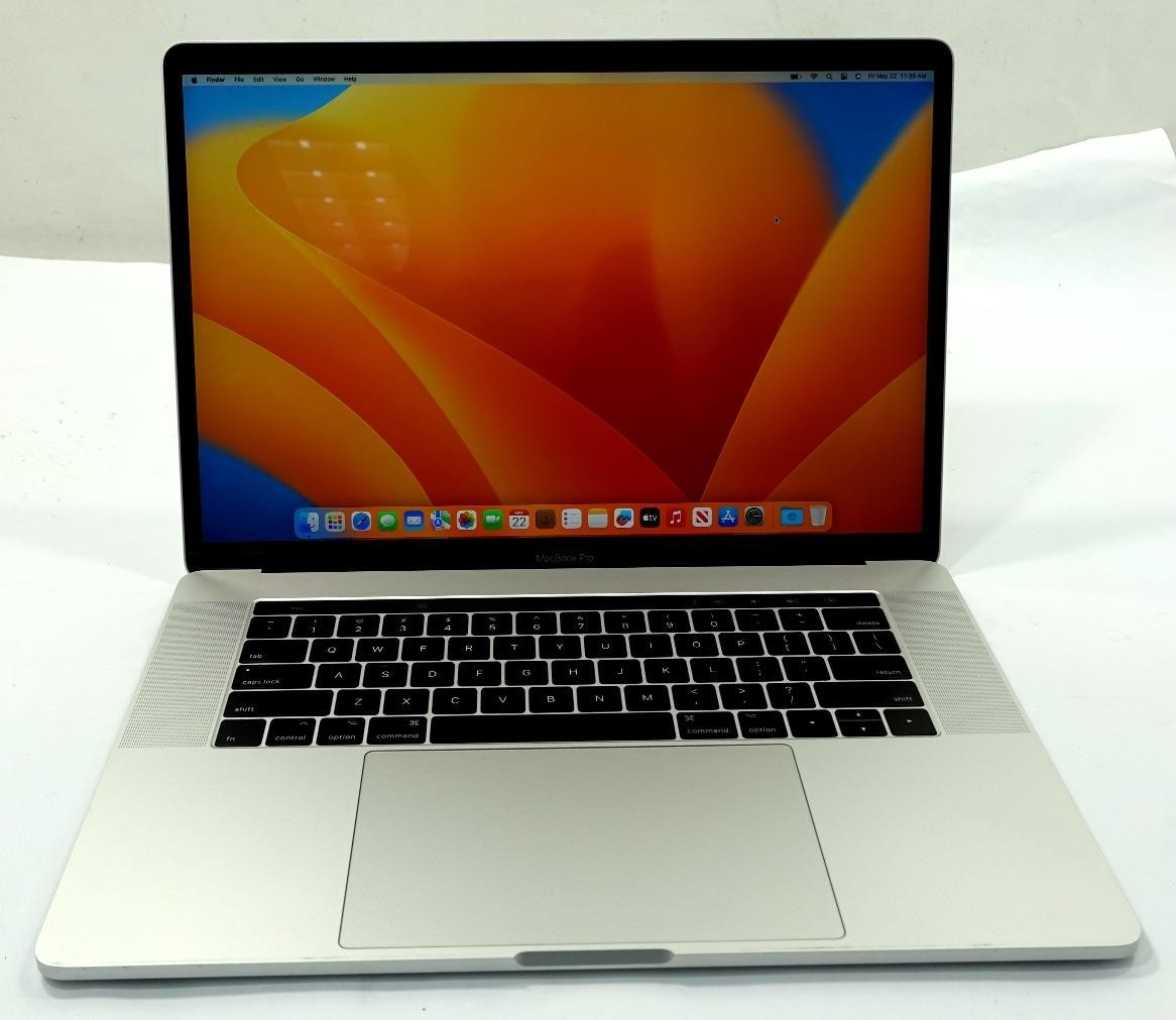 Apple MacBook Pro 2017 A1707 15.4″ Retina i7-7920HQ 16GB 1TB SSD Laptop