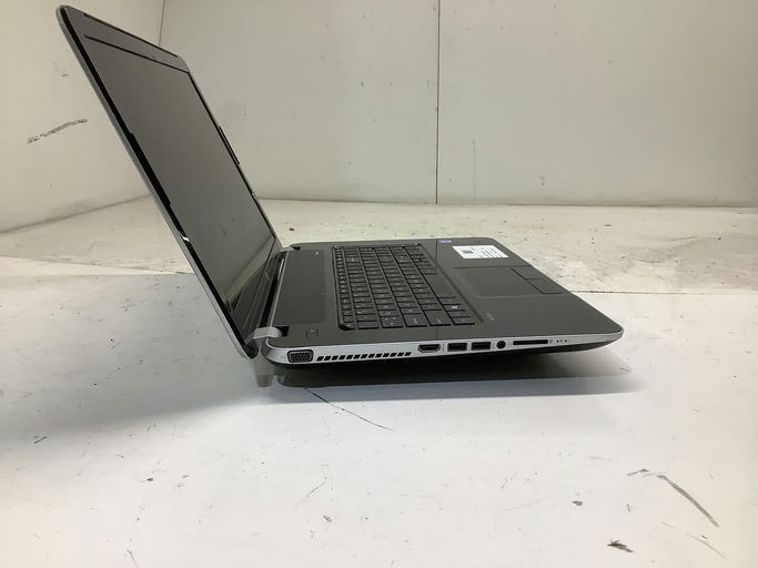 HP Pavilion 17-e117dx Intel Core i3-3130M 2.60GHz 4GB NO HDD No Batt