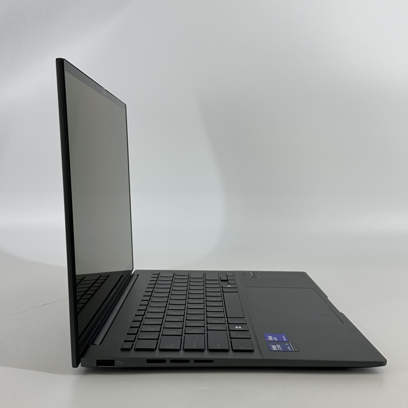 Asus Zenbook 14 Gray FHD+ TOUCH 2.9 GHz Ultra 9 285H 32GB 1TB SSD Excellent