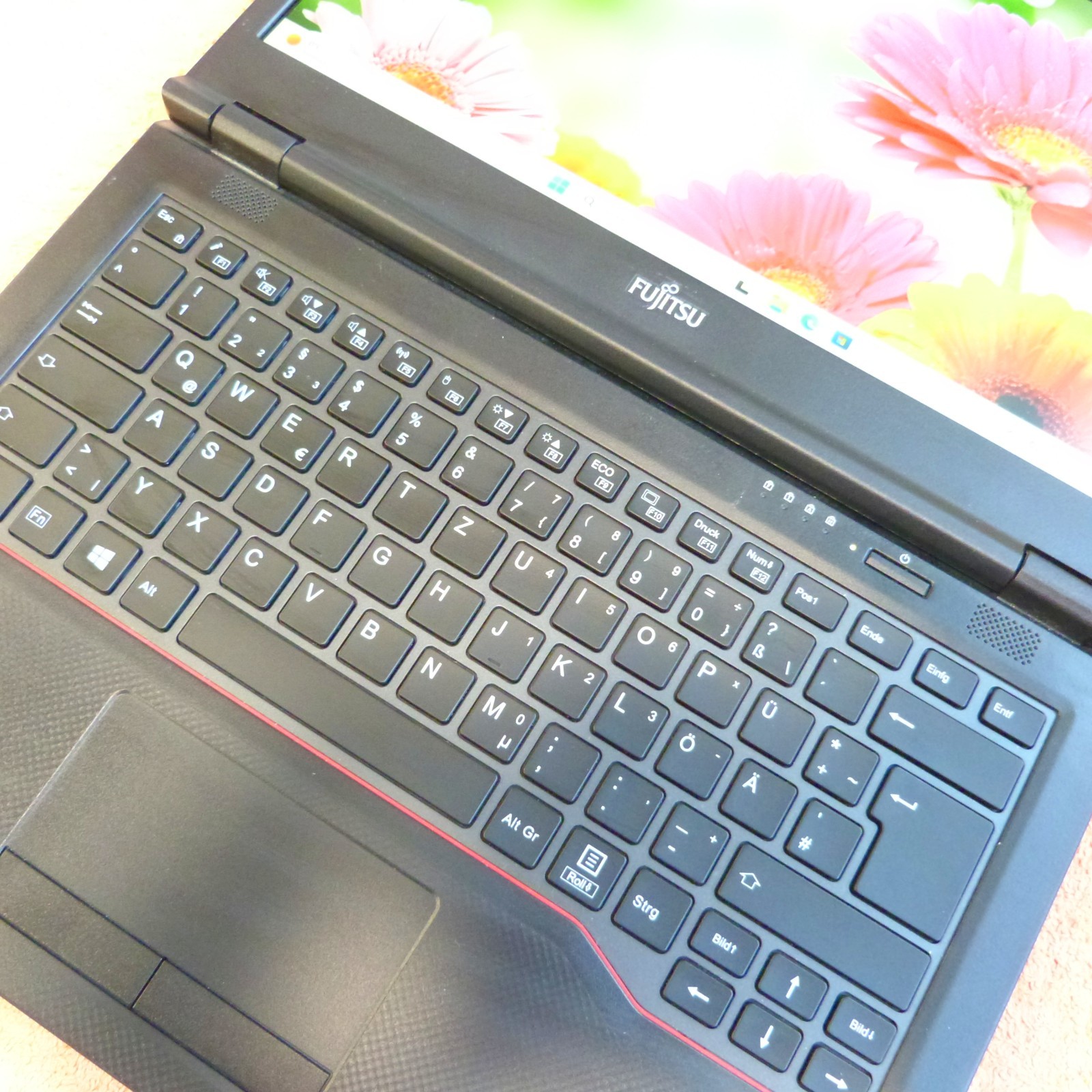 Fujitsu E5410 14″ FULLHD l 16GB RAM NEW l SSD Windows 11 HDMI USBC i5 Gen10