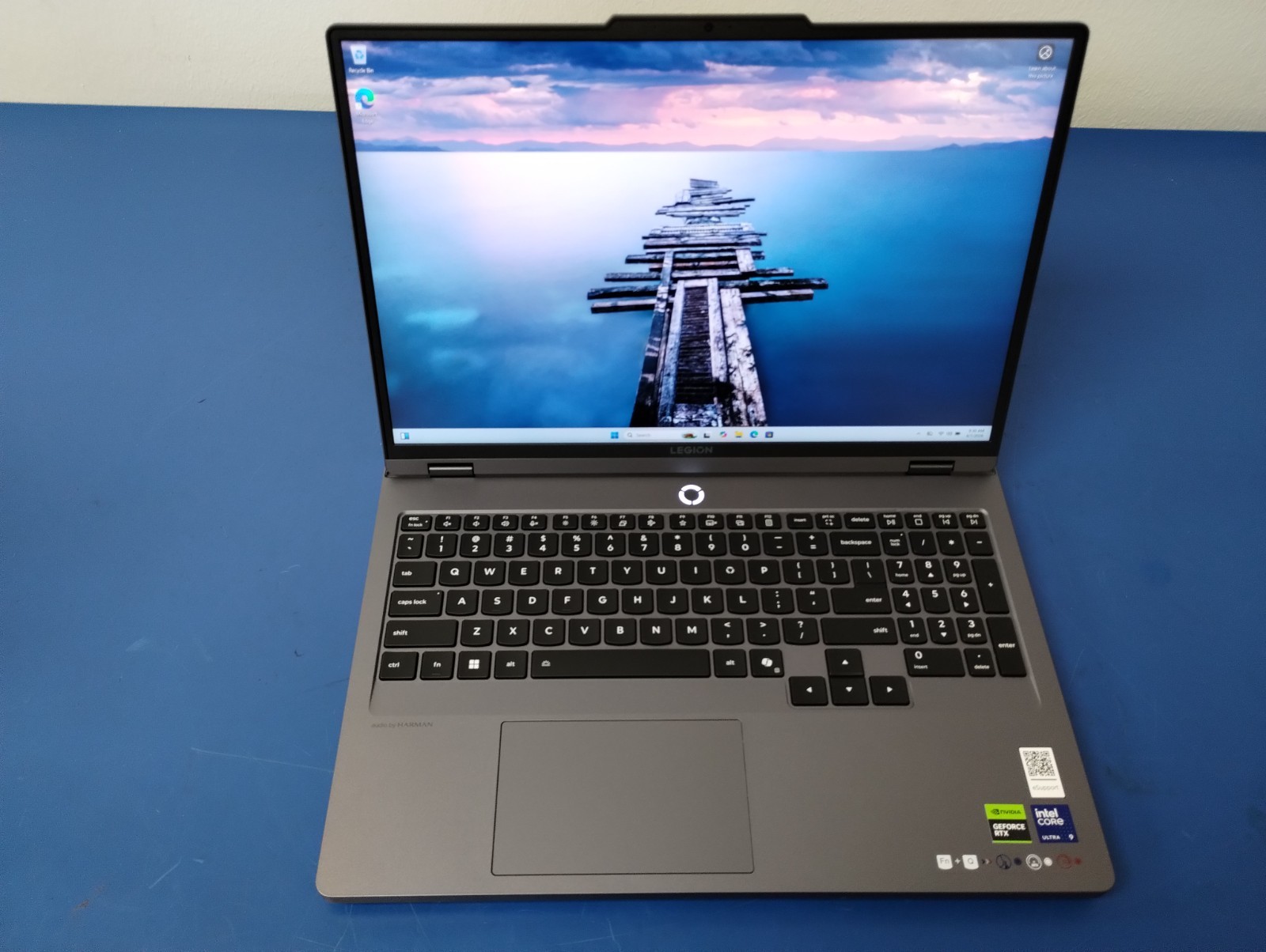 Lenovo Legion 5 16IAX10, Intel Core Ultra 9 275HX, 2.70 GHz 32 GB RAM, 1 TB NVMe