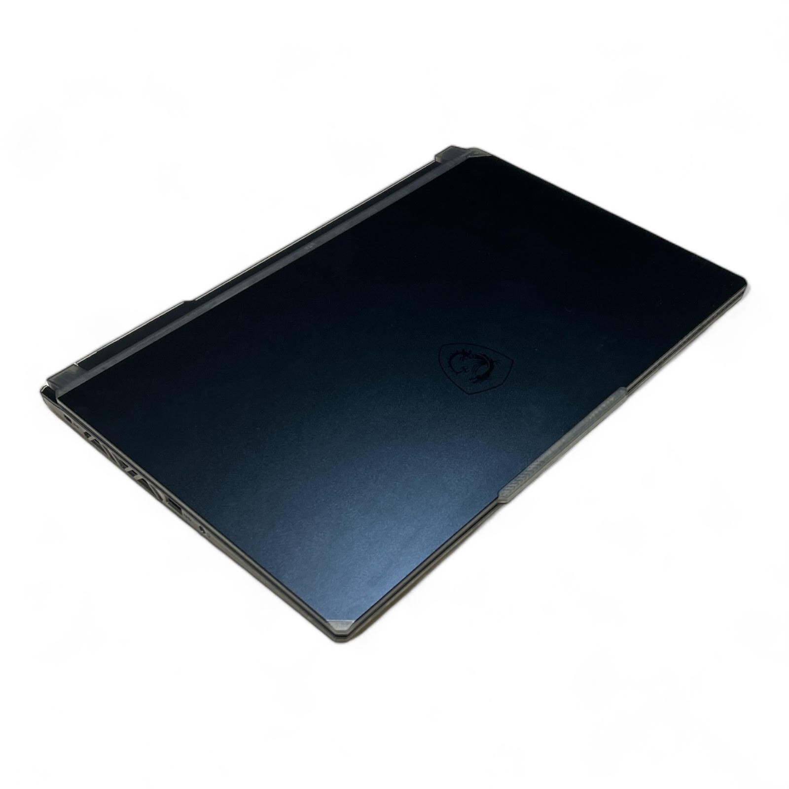MSI Cyborg 15 A12VF RTX 4060 i5-12450H 16 GB DDR5 RAM 512 GB SSD 145 Hz