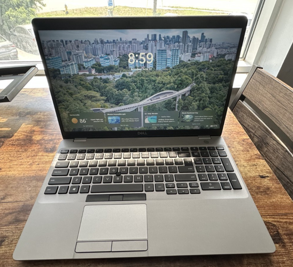 Dell Precision 3550 i5-10310U (10th Gen) 16G RAM 256GB NVME Windows 11 Pro