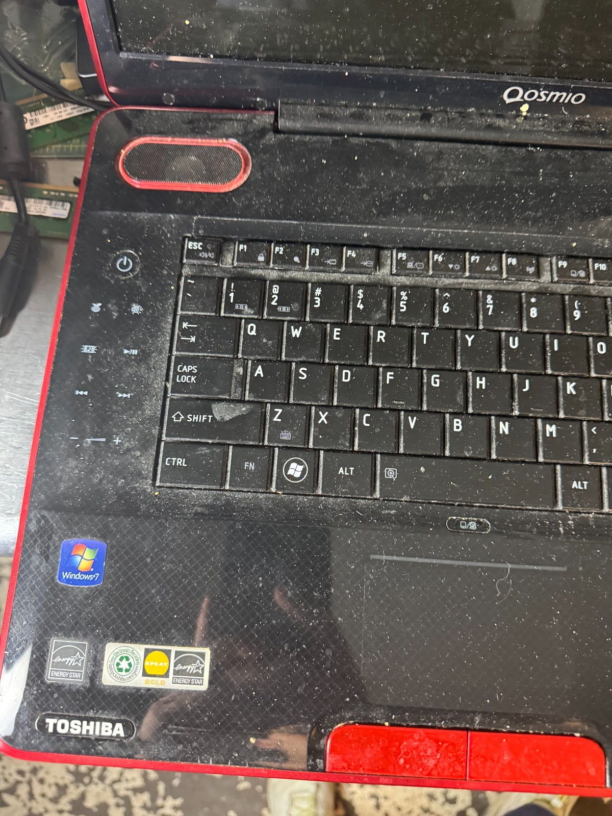 Toshiba Qosmio X505-Q887 Intel Core i7 Laptop for Parts/Repair #4783