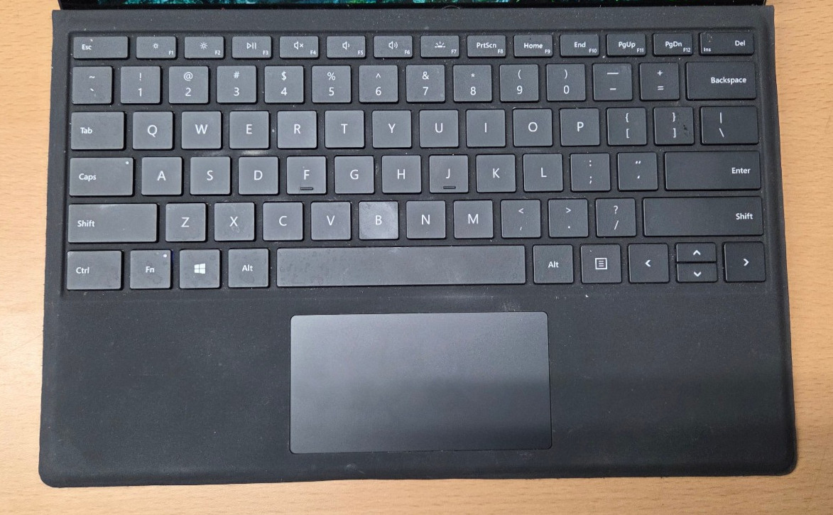 Microsoft Surface Pro 7+ I5-1135G7 8GRAM 256GSSD WIN11P Iris Xe