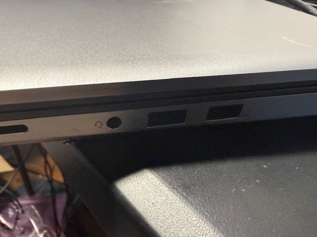 Dell Precision 7550 Xeon W-10855M 256GB SSD 64GB RAM (No Charger Included)
