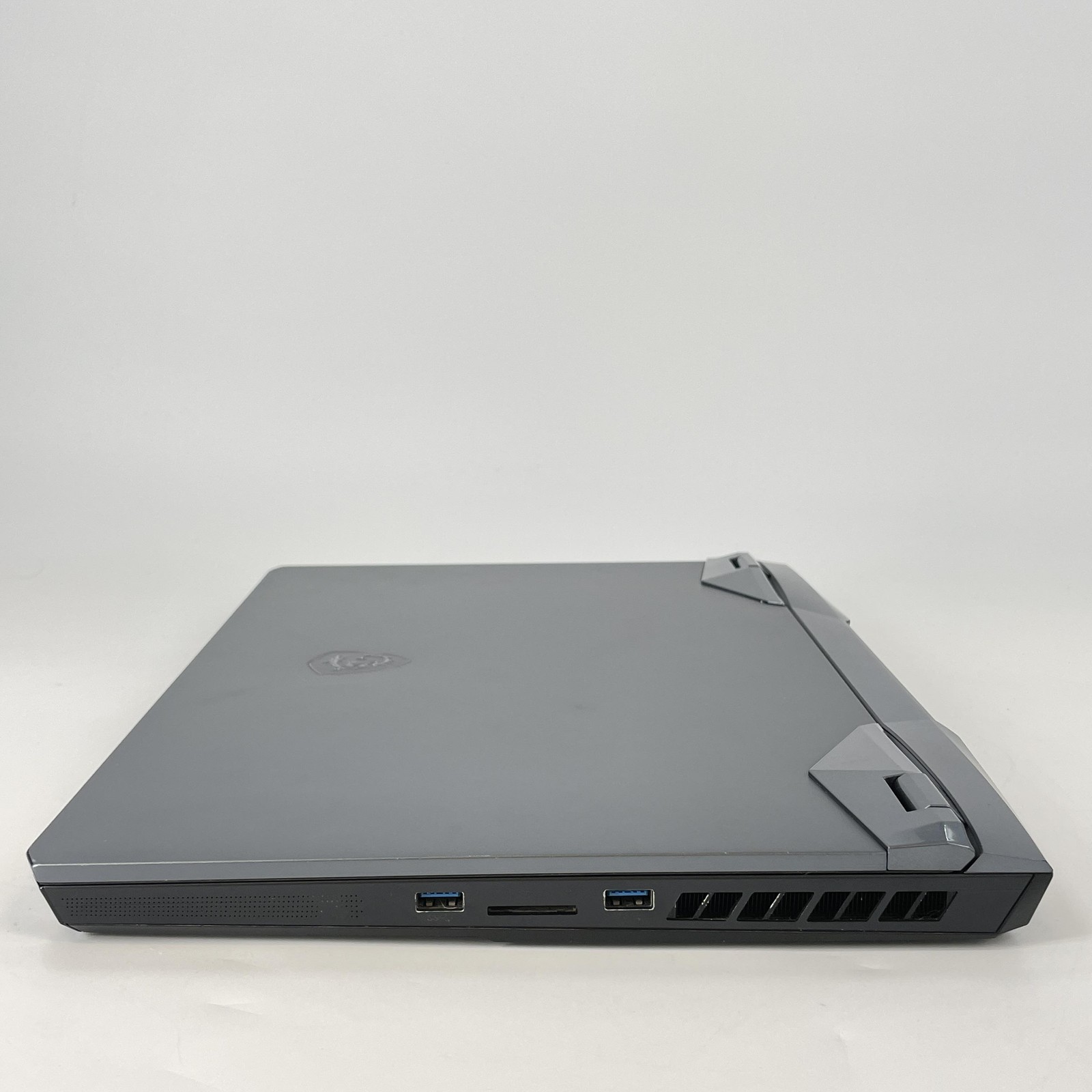 MSI Raider GE76 17.3 144Hz FHD i7-11800H 2.30GHz 16GB 1TB/512GB RTX 3080 Good
