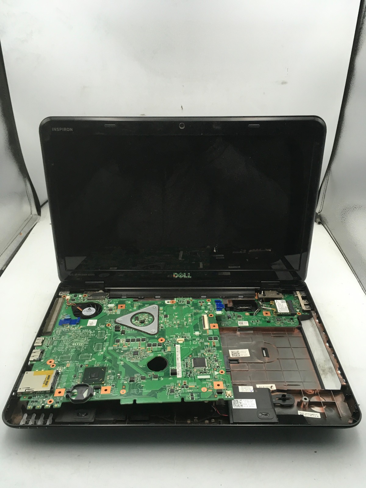 DELL INSPIRON N5110 – FOR PARTS – INTEL CORE I5 2ND GEN – NO RAM – READ DESC -BB