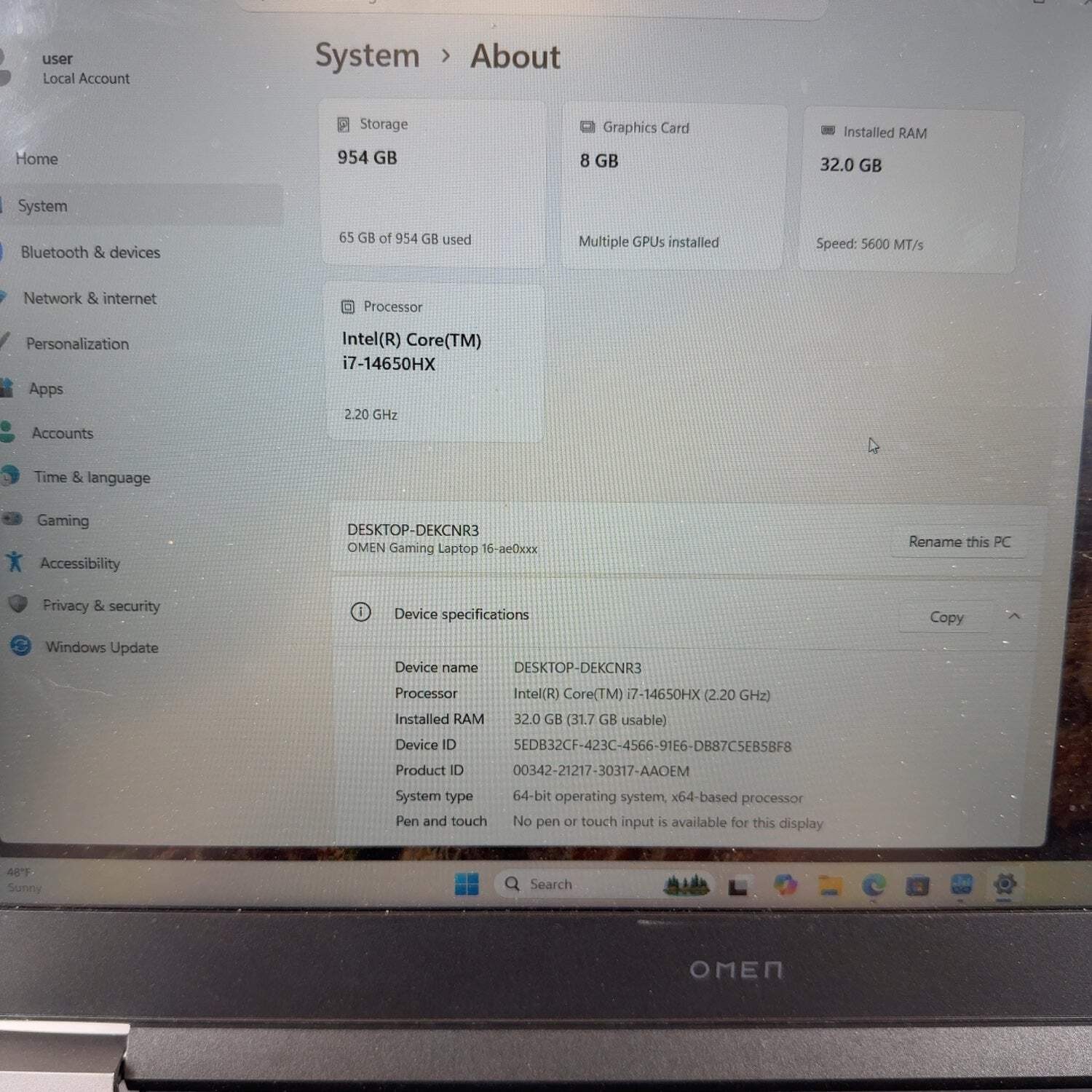 HP Omen 16-AE0073C1 16″ i7-14650HX 2.2GHz 32GB RAM 1TB SSD GeForce RTX 4060