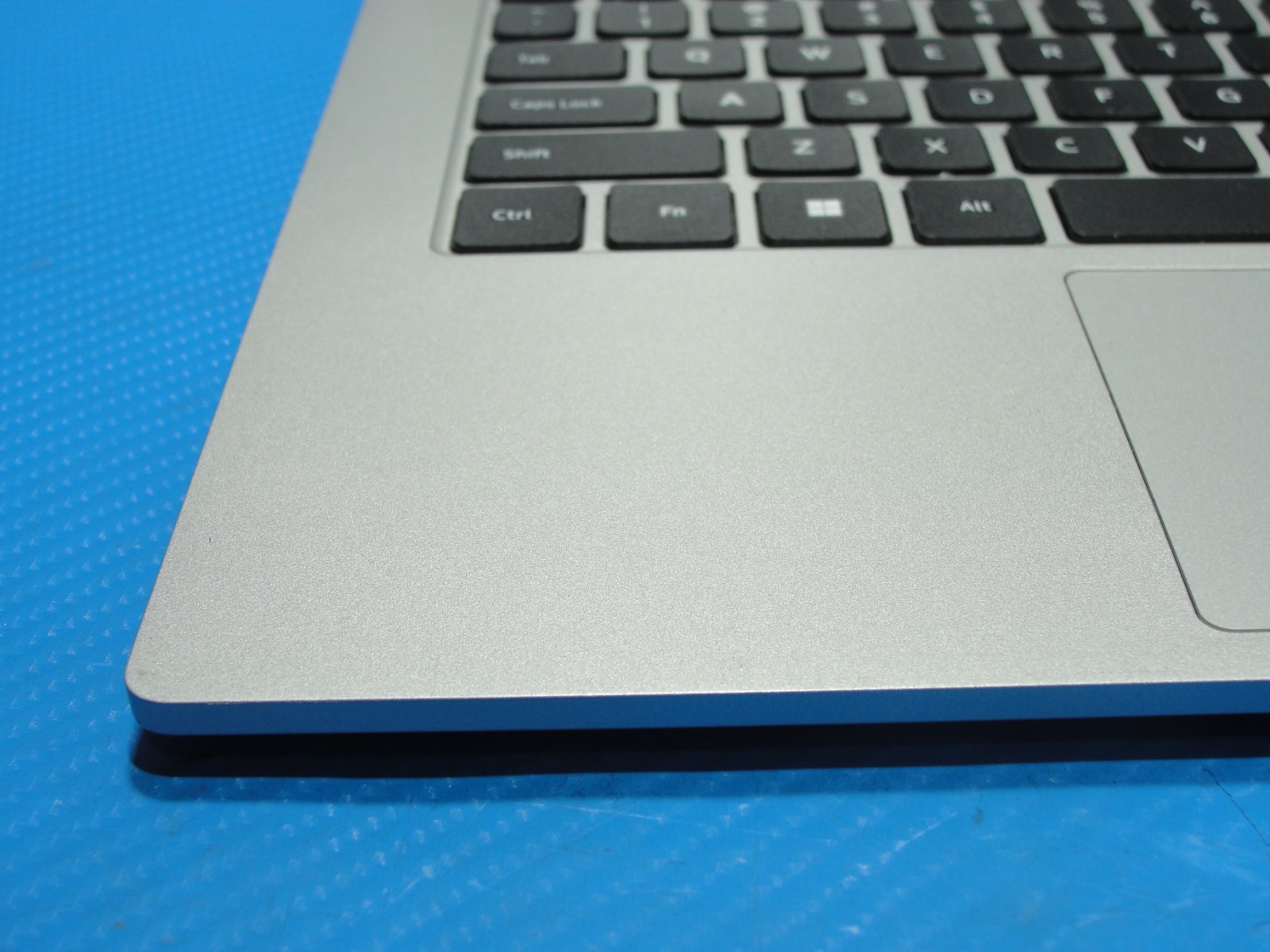 Samsung Galaxy Book Go A5A5-PAKA 14″ FHD Snapdragon8cxGen2 3.15GHz 8GB 256GB HDD