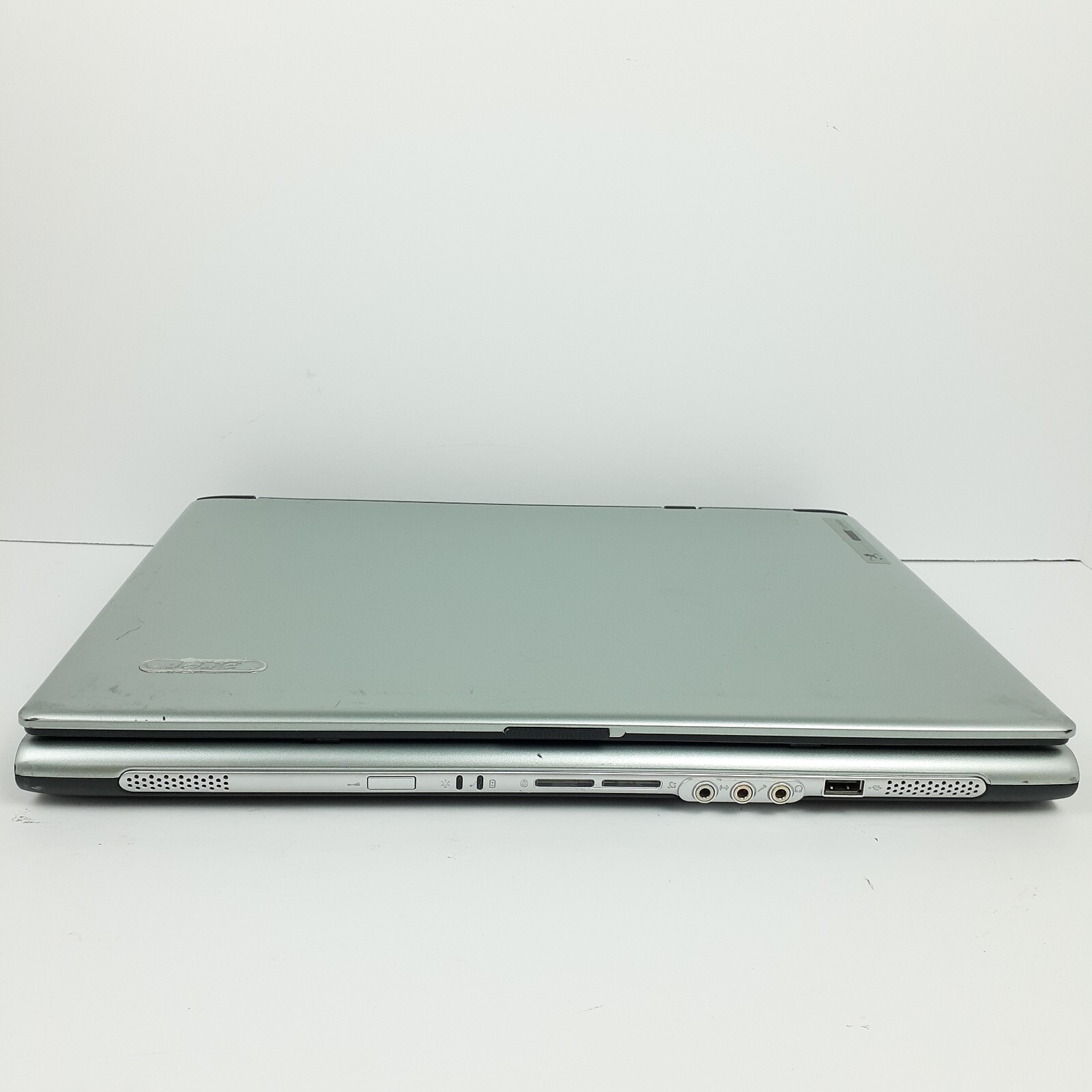 Acer TravelMate 2300 2304LCi 15″ Celeron M 1.3GHz 256MB RAM No HDD Boots To BIOS