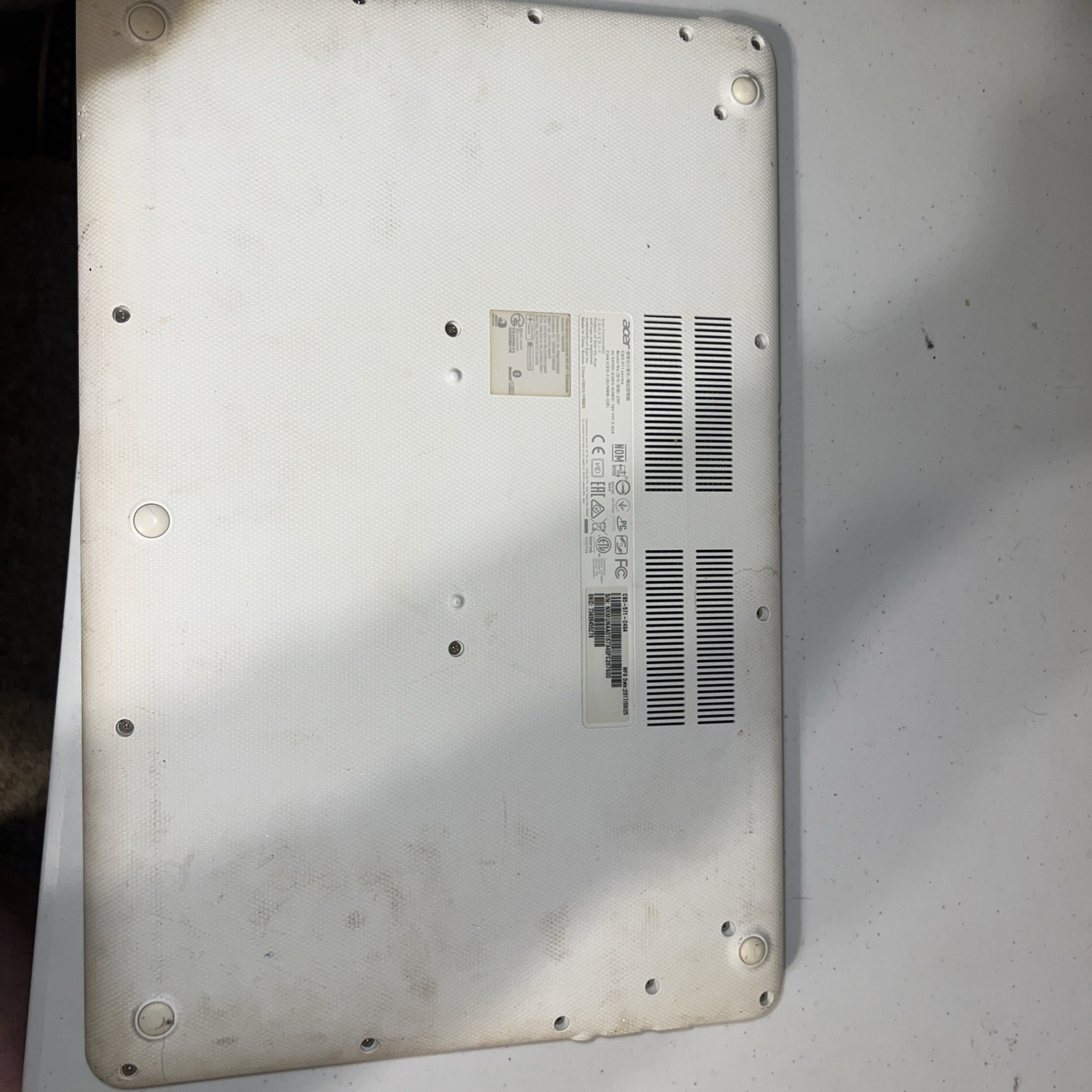 Acer Chromebook 15 (CB5-571) 15″ Intel Celeron Chrome OS With Charger