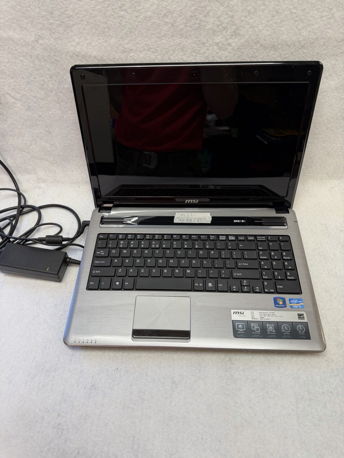 MSI Computer With Linux Mint 22.2. Intel Core i5-2410M
