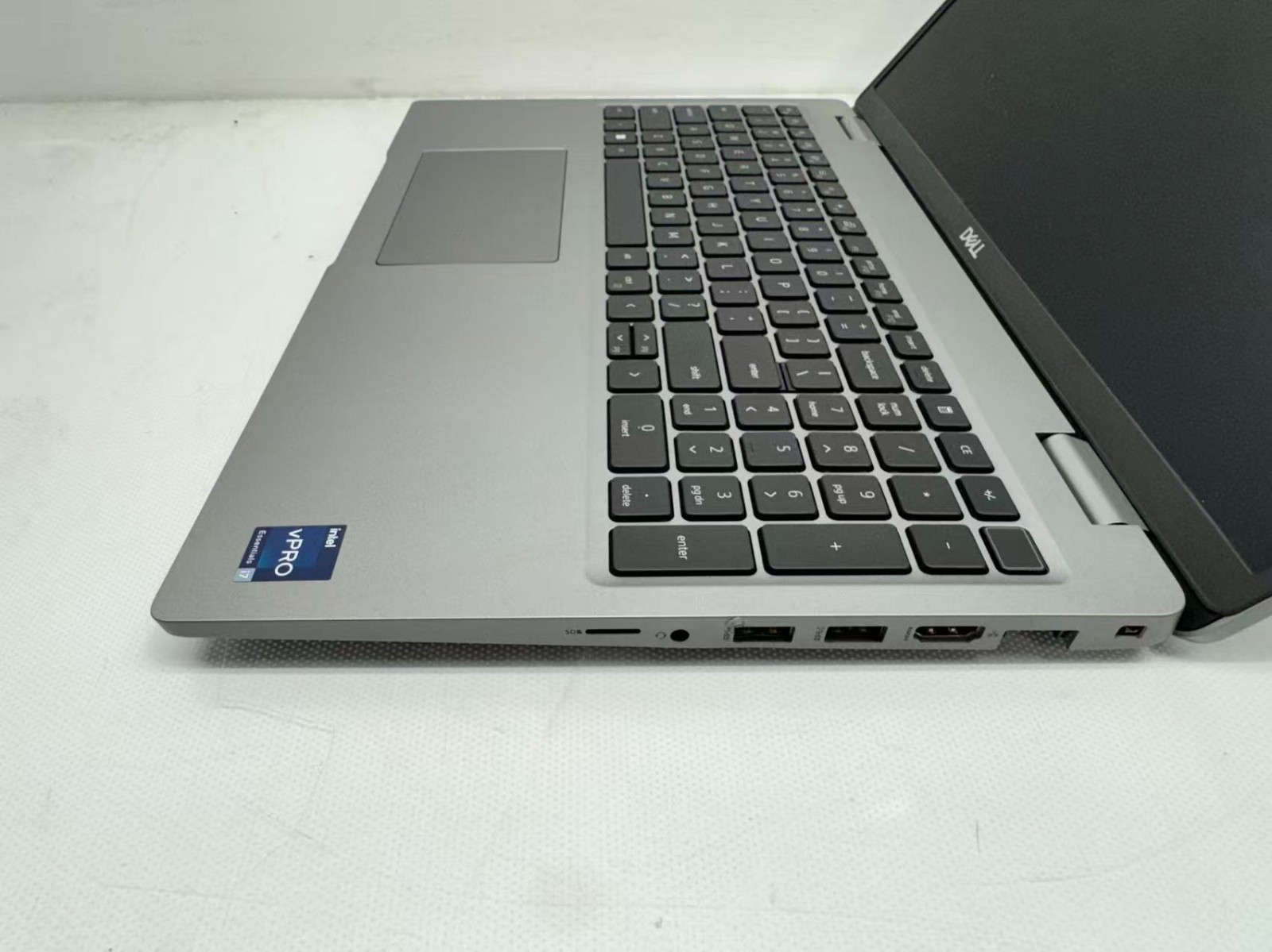 Dell Precision 3571 15.6″ i7-12700H@2.3GHz 16G RAM 256G SSD RTX A1000 *READ*