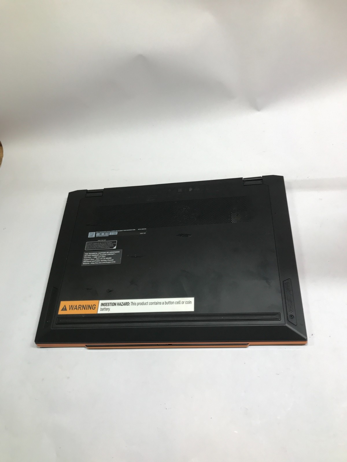 MSI Summit AI Evo 13″ Intel Ultra 7 155H 16GB RAM 128GB SSD Windows 11 NO CHRGER