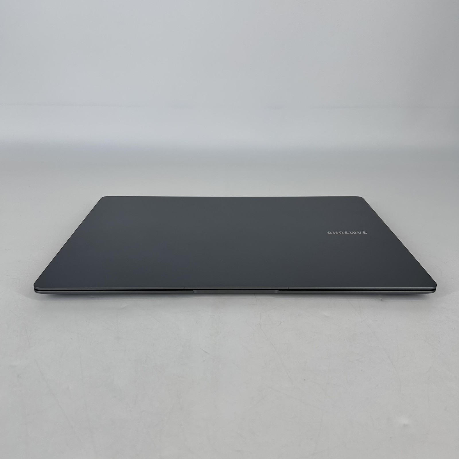 Samsung Galaxy Book5 Pro 14 Gray QHD+ TOUCH 2.2 GHz Ultra 7 256V 16GB 512GB SSD