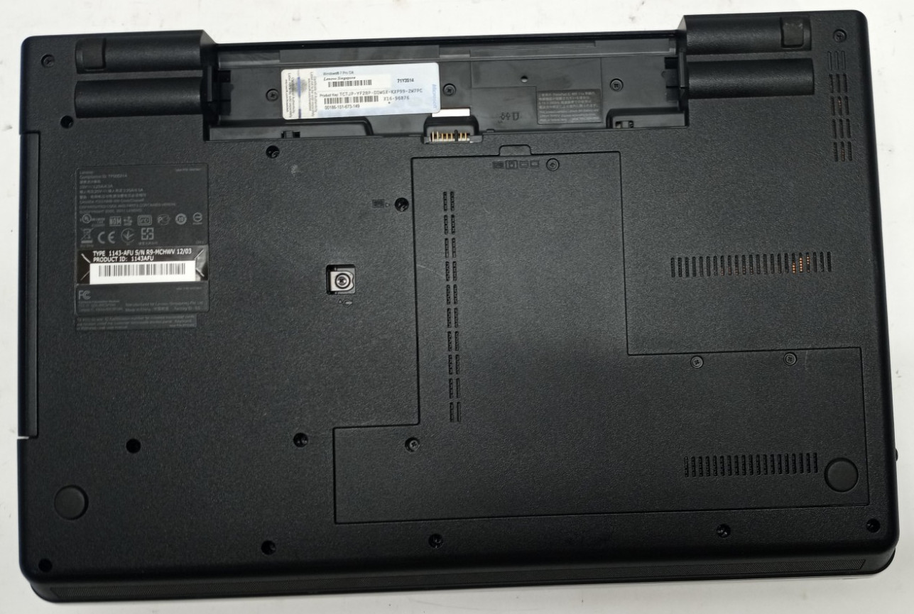 Lot of 2 Lenovo ThinkPad E520 i5-2nd Gens@2.00 4GB RAM No HDD/OS/Battery MC739*