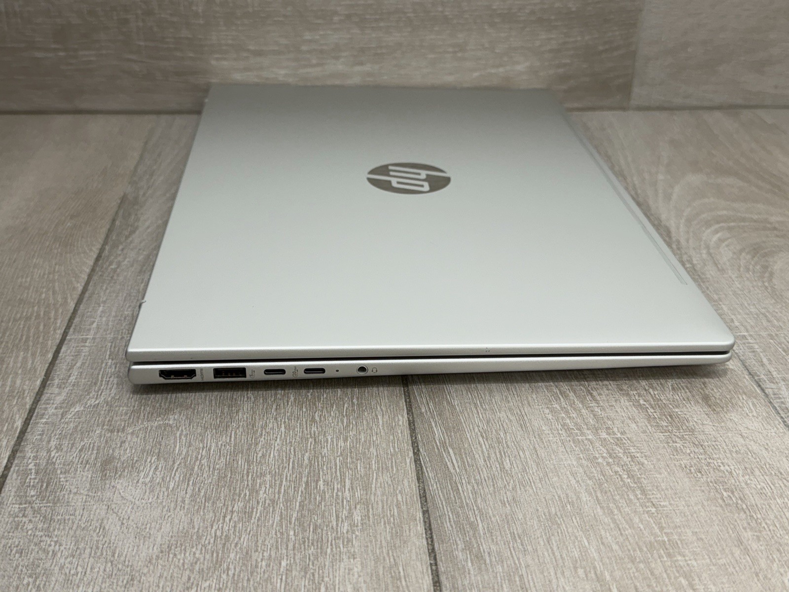 HP ProBook 460 G11 16″ Touch Laptop Core Ultra 7-155U 8GB RAM 512GB NVMe Win-11