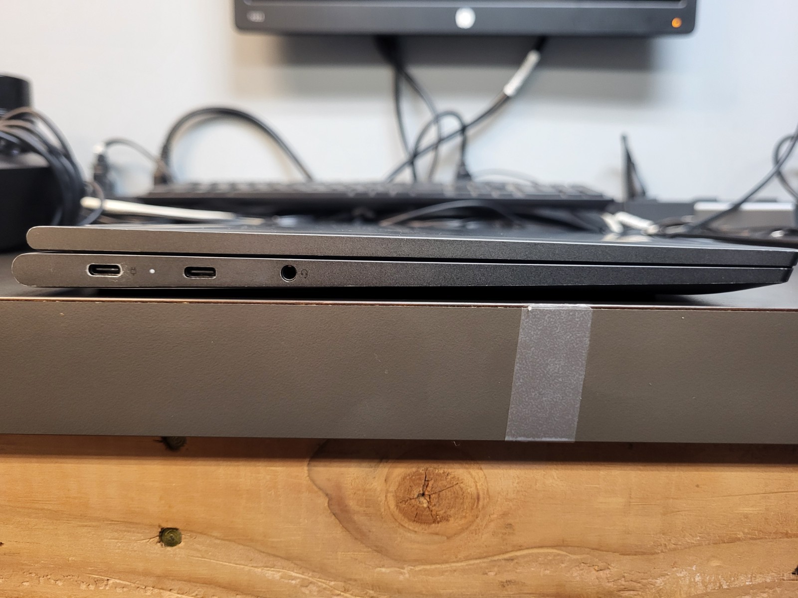 Lenovo Yoga C740-14IML Core i5-10210U 256GB NVMe 8GB RAM Win 11 Pro
