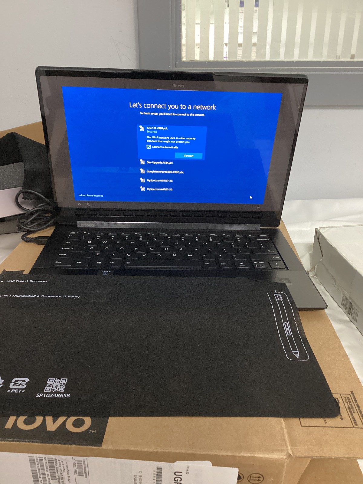 Lenovo Yoga 9 14 2-in-1 14 4K HDR Touch-Screen Laptop, Intel Core i7-1185G7-used