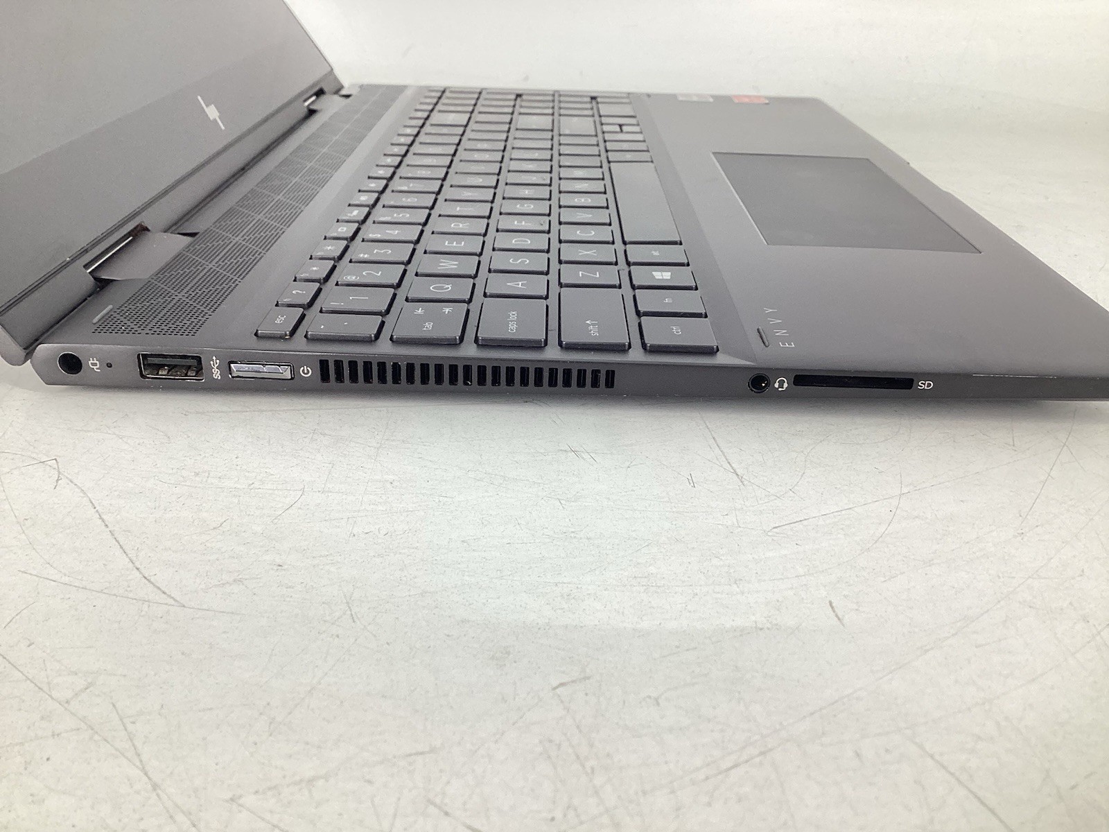 HP ENVY X360 CONVERTIBLE AMD RYZEN 5 2500U w/ Vega, 8GB 256GB, No SSD/OS/BATTERY