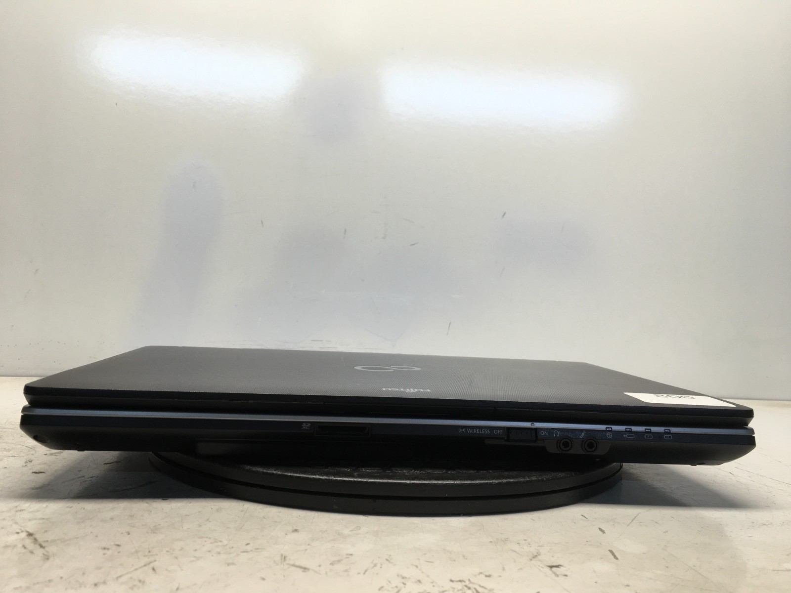 Fujitsu LifeBook E752 Intel i5-3340M 2.7GHz 4 GB NO HDD – READ