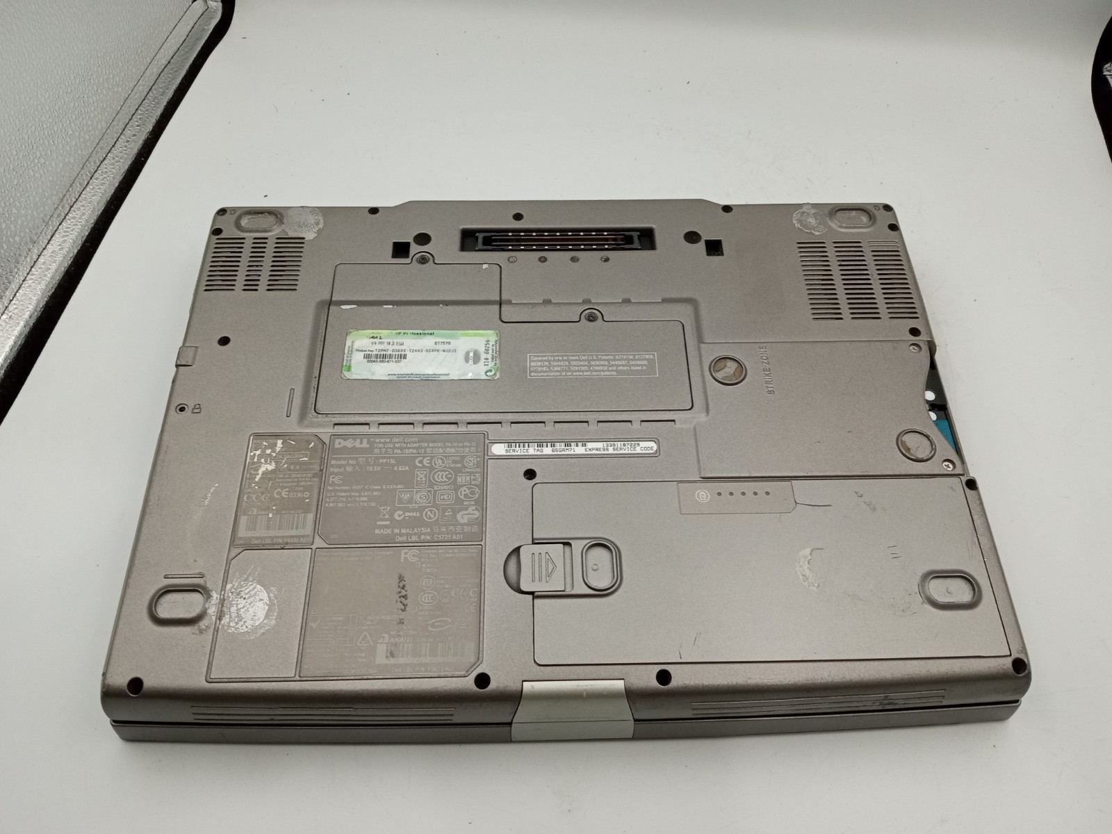 Dell Latitude D810 Intel Pentium 2GB RAM 30GB HDD Windows XP – READ -RR