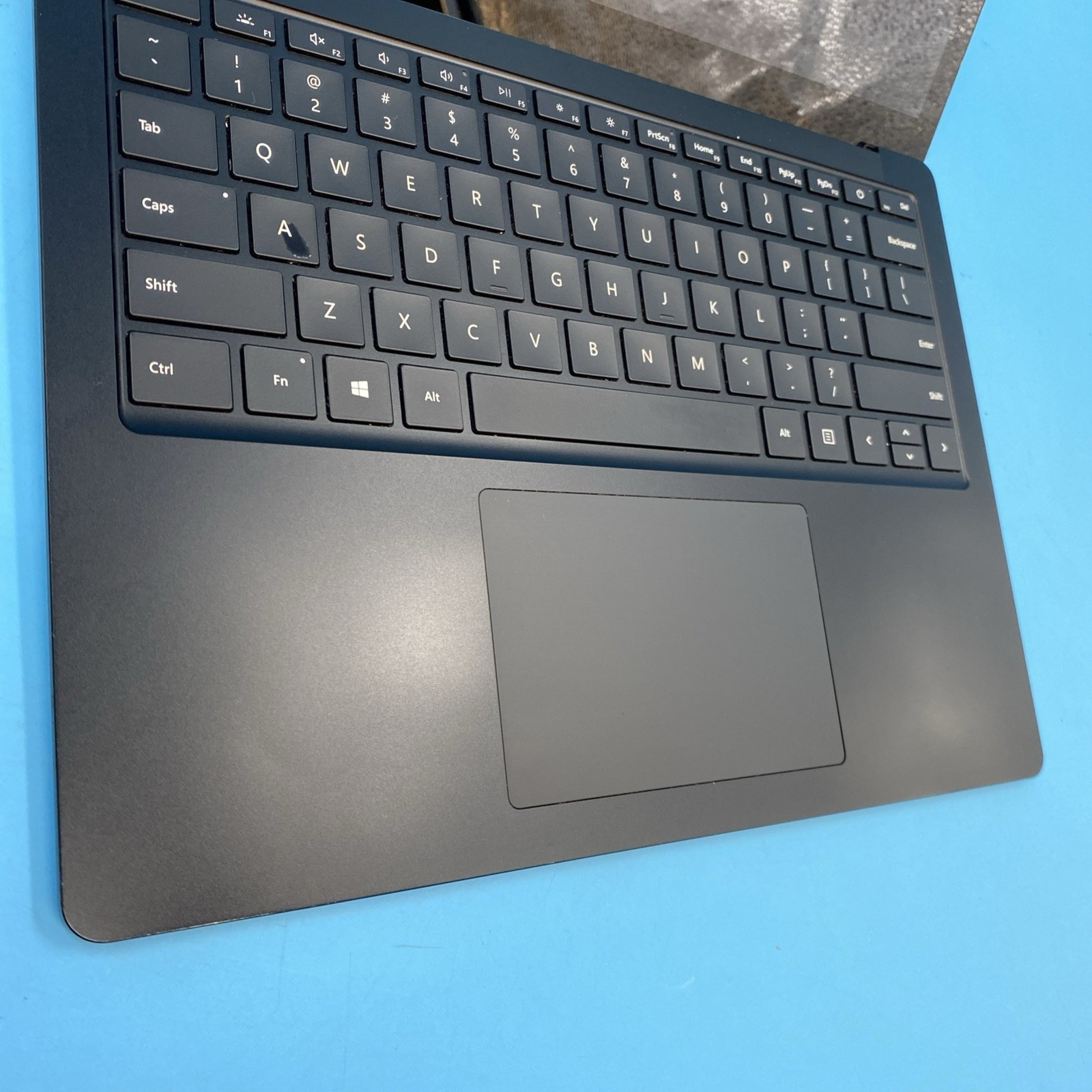 (LOT OF 5) Microsoft Surface Laptop 3 | i5-1035G7 | 8GB RAM | 256GB SSD | NO OS